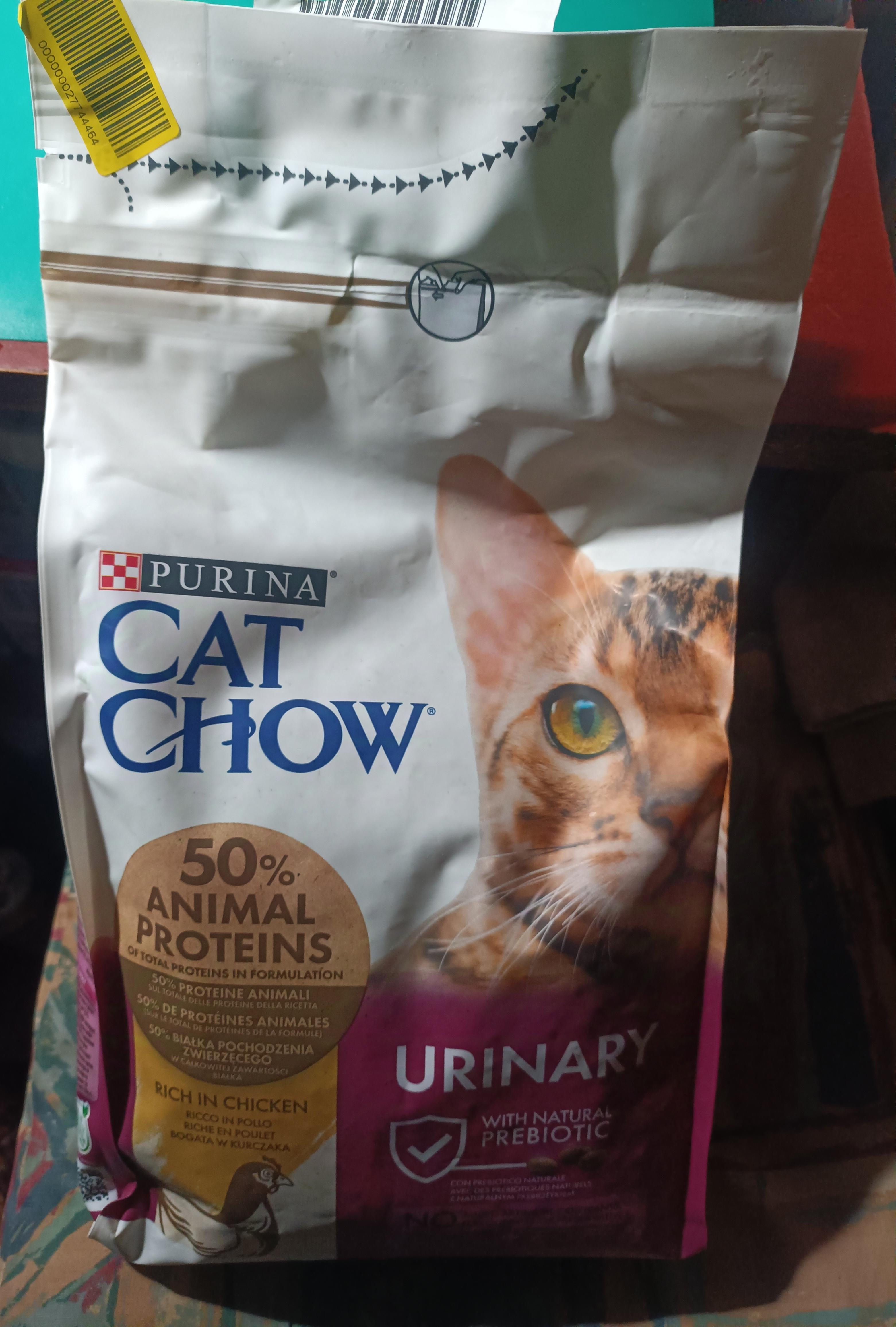Корм сухий для дорослих котів Cat Chow by Purina Urinary підтримка здоров'я сечовивідної системи з куркою 1,5 кг у реальних умовах використання від покупця Оксана.