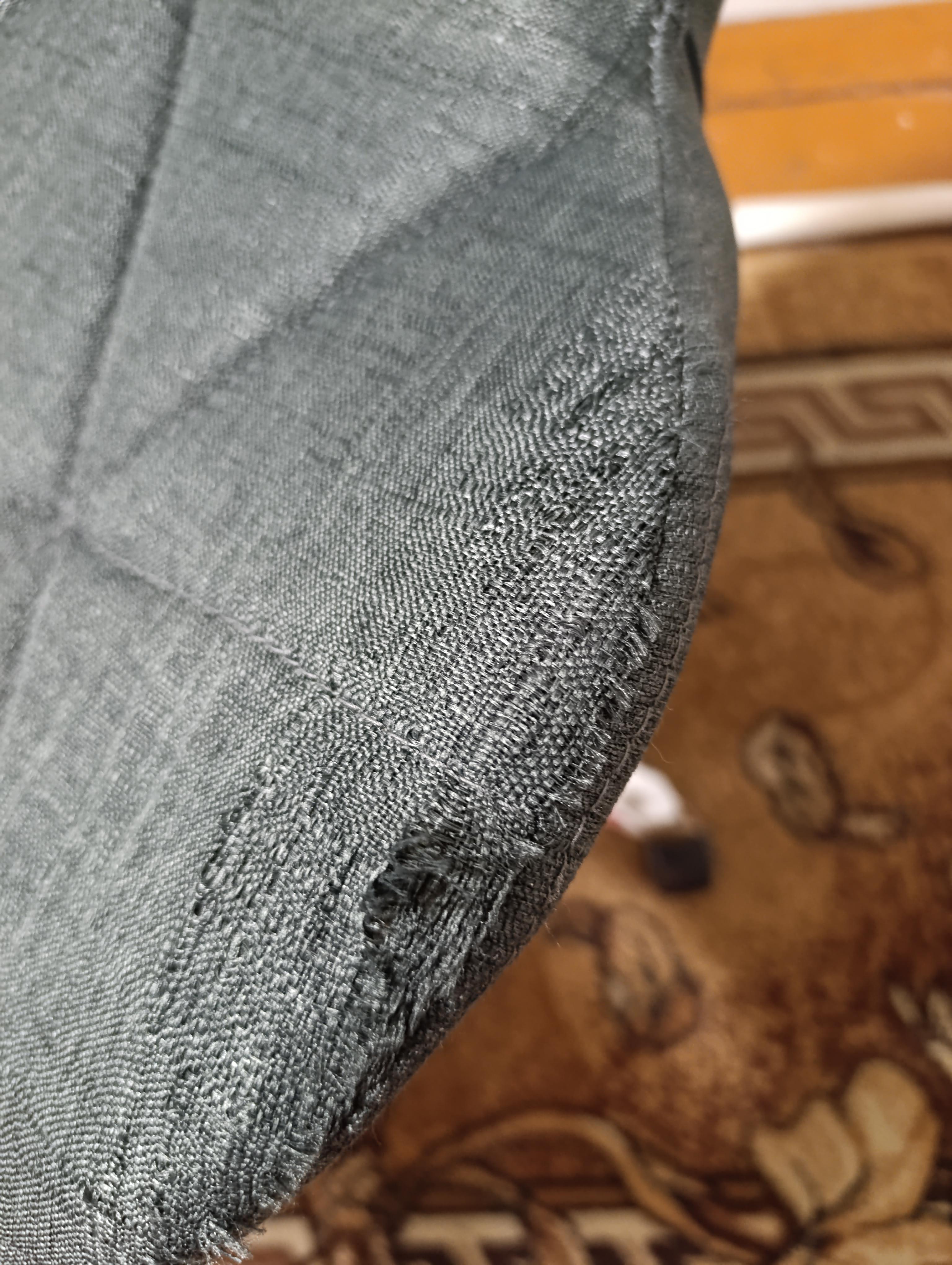 Кресло Hommex Margo Dark Grey fabric H-245 серый графит в реальных условиях использования от покупателя Руденко.