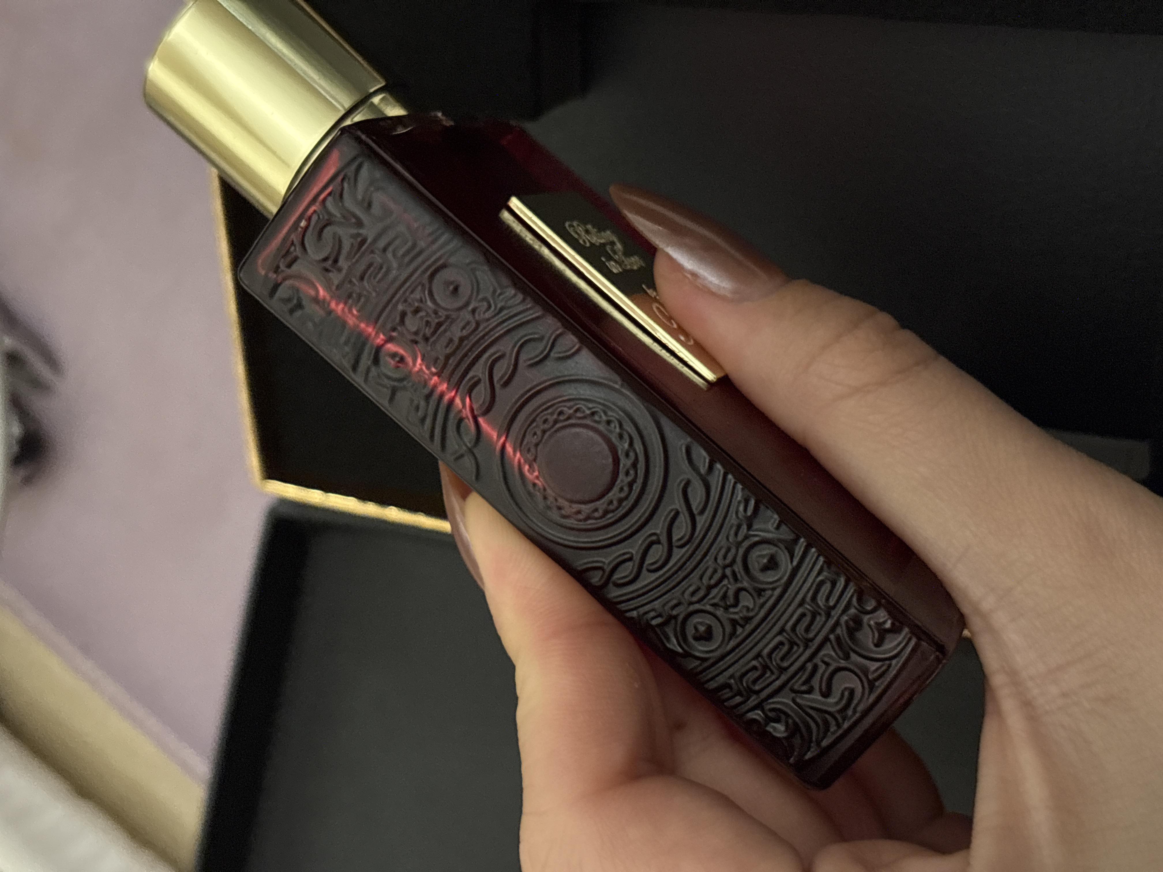 Фото: Парфюмированная вода Kilian Paris Rolling In Love 50 мл (3700550218418), отправлено пользователем Аліна Парфюмированная вода Kilian Paris Rolling In Love 50 мл (3700550218418) в реальных условиях использования от пользователя Аліна.