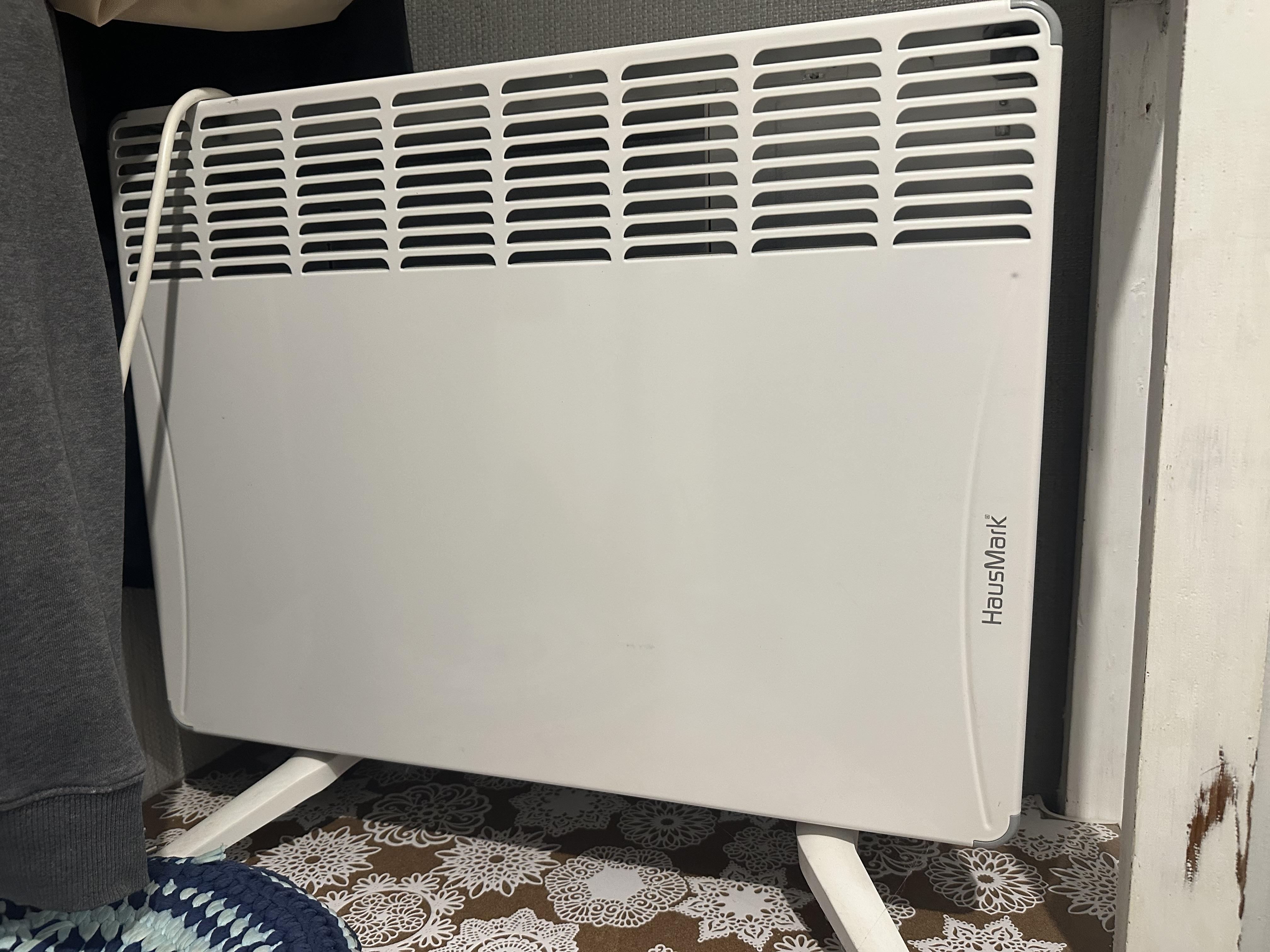 Конвектор електричний HausMark HCH 1500 CMG-TLC/M у реальних умовах використання від користувача Наталія.
