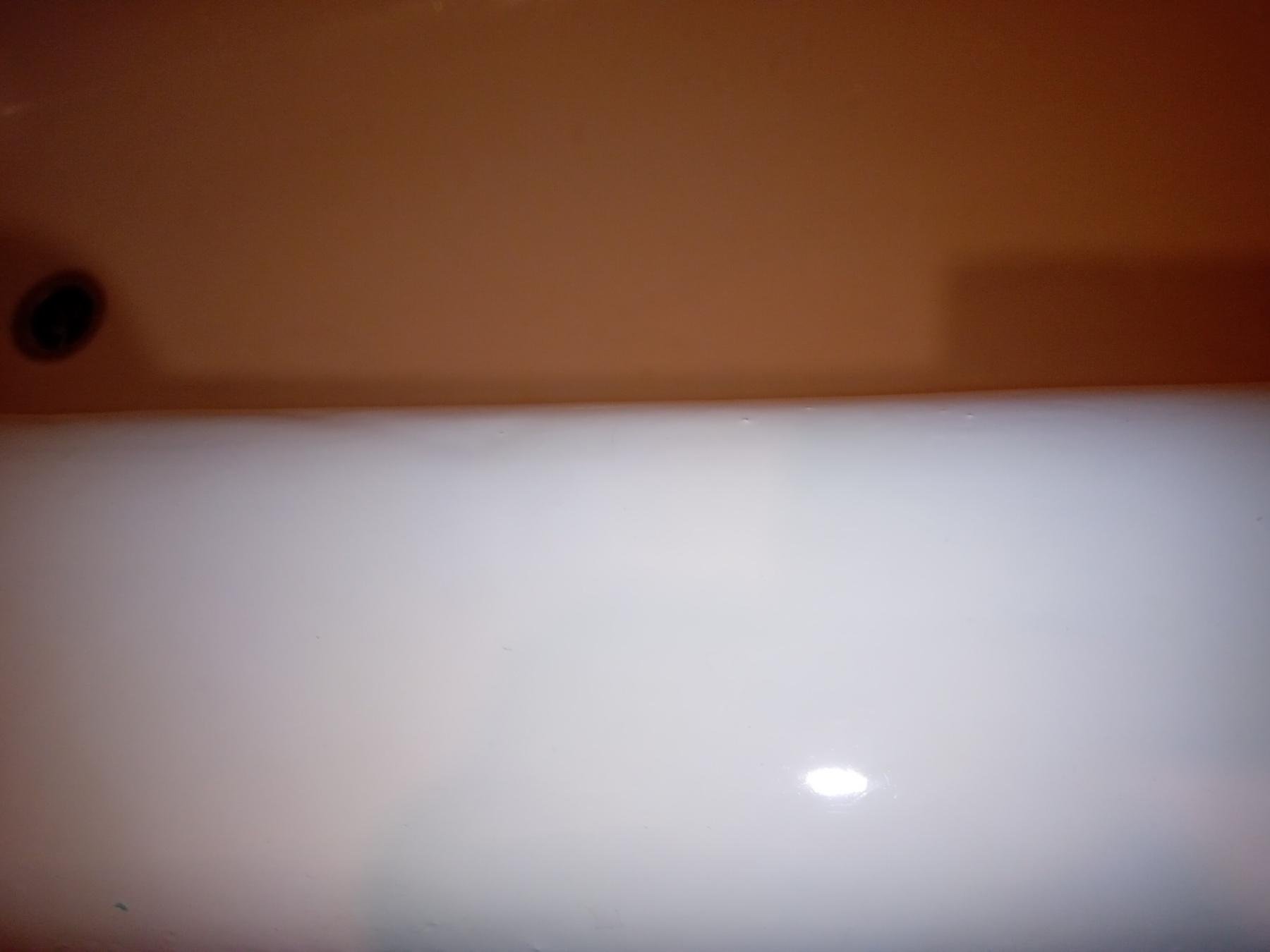 Рідкий акрил Pabrec наливний для реставрації ванн 1,7 м у реальних умовах використання від покупця Ілля.