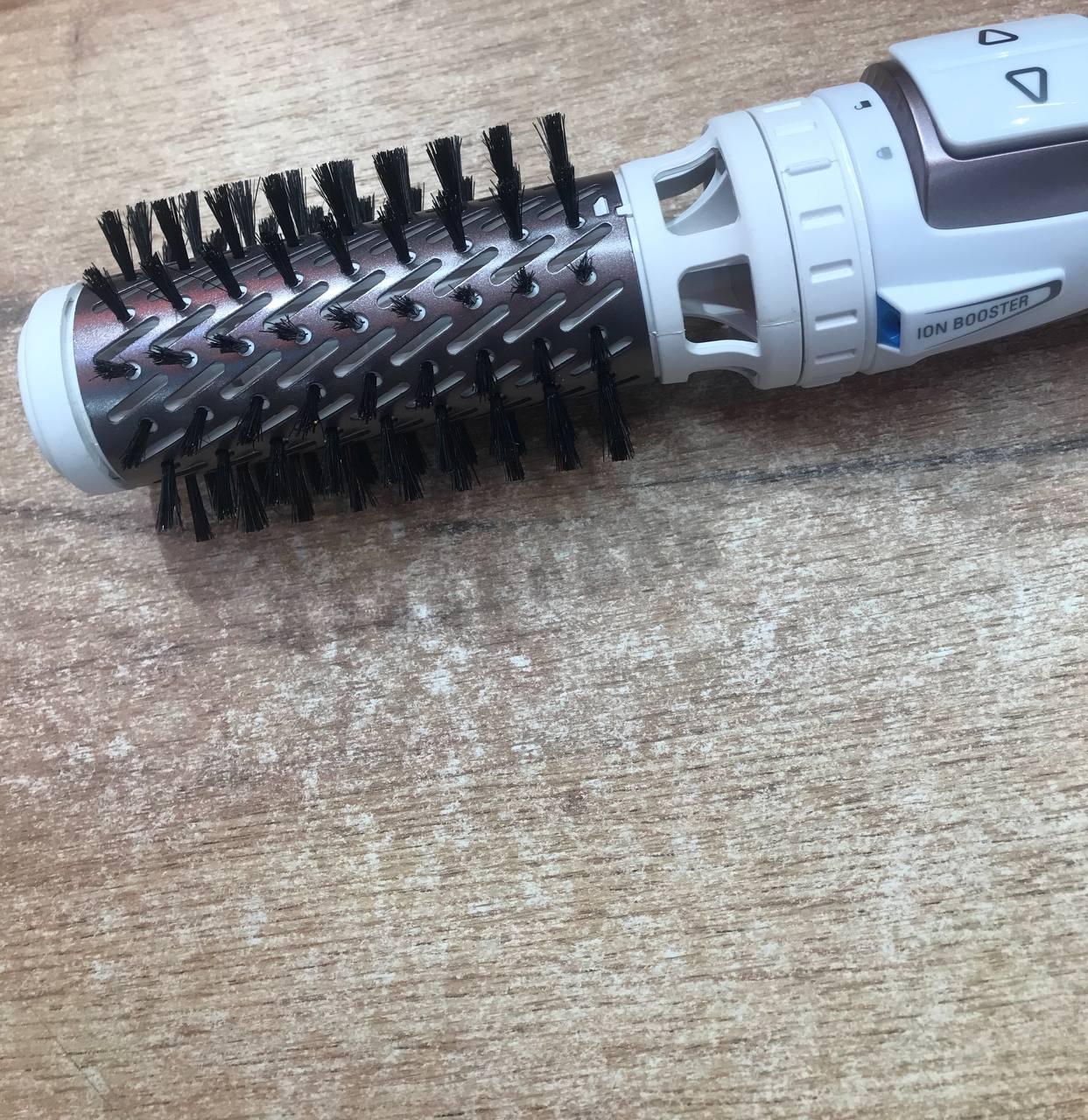 Фото: Фен-щетка Rowenta Brush Activ' Premium Care CF9540F0, отправлено пользователем Дарина Мачкур Фен-щетка Rowenta Brush Activ' Premium Care CF9540F0 в реальных условиях использования от пользователя Дарина Мачкур.