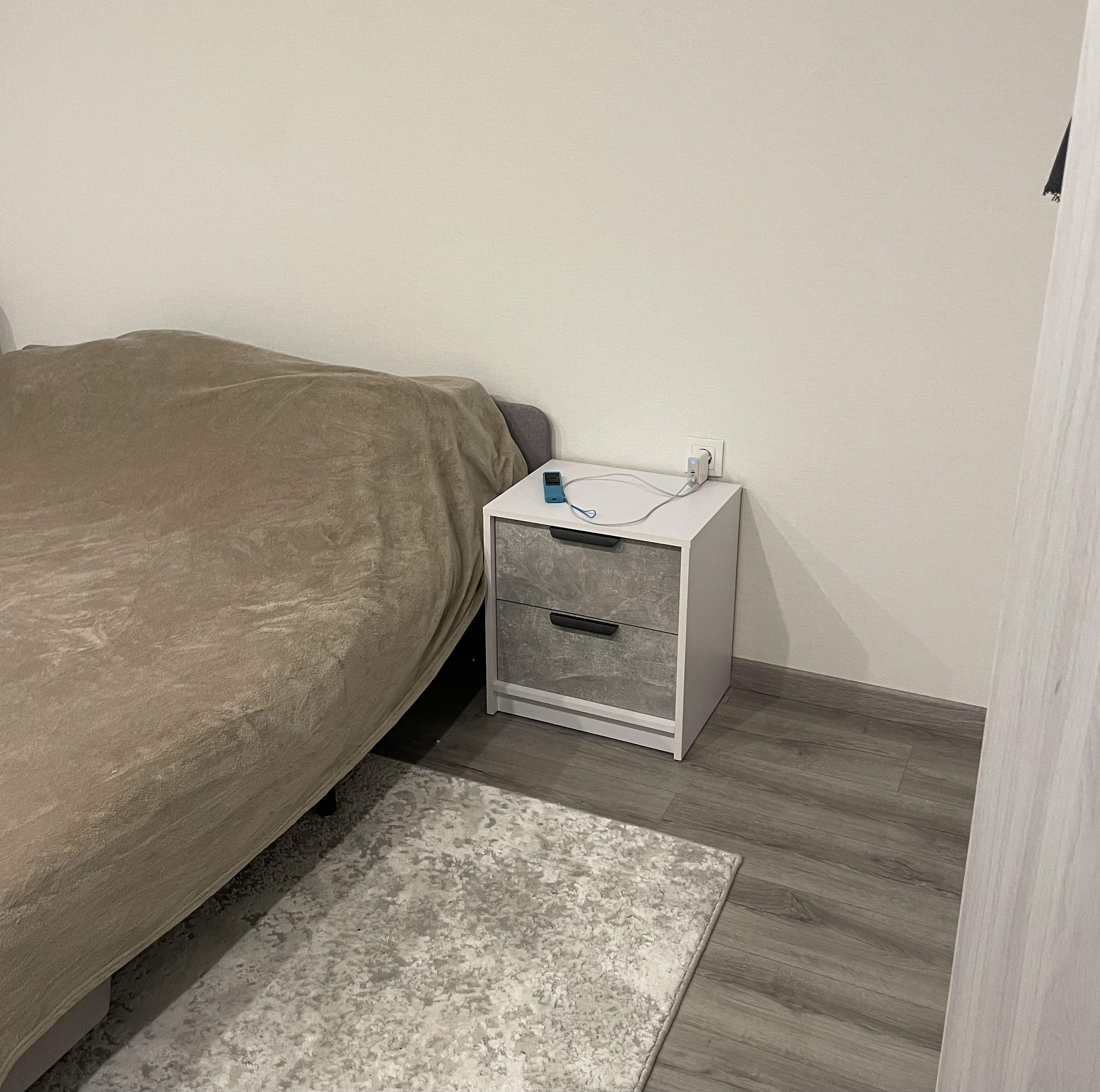 Тумба прикроватная FT-3 450х354х489 мм Белый/Бетон в реальных условиях использования от покупателя Дмитро.