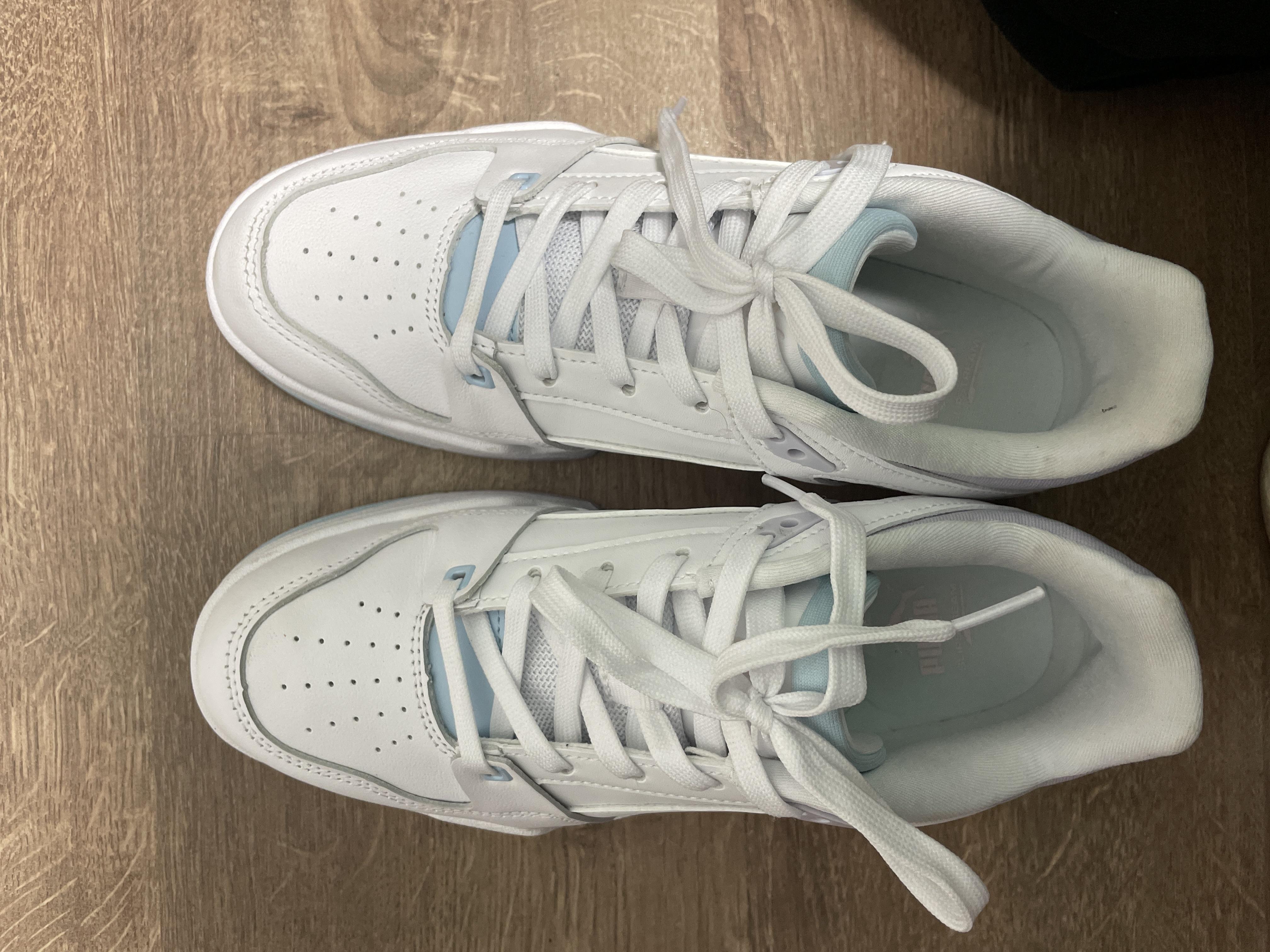 Кроссовки женские демисезонные Puma SLIPSTREAM WNS 38627014 р.40 белые в реальных условиях использования от пользователя Анастасия.
