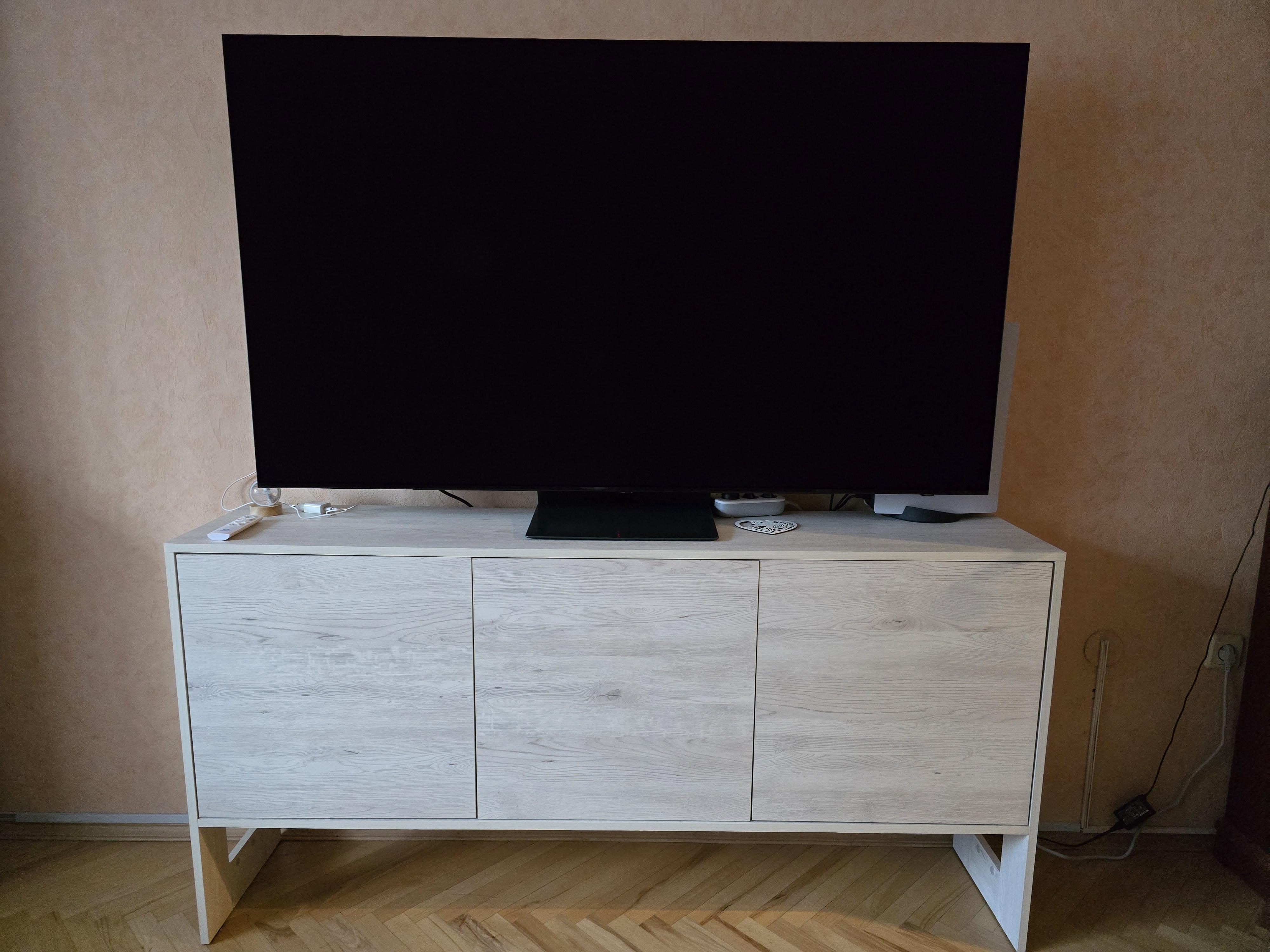 Комод Lion Нобу 2 з 3 дверима 160х34х80 см Дуб Сонома (000-000-1970) у реальних умовах використання від покупця Маргарита Ковалева.