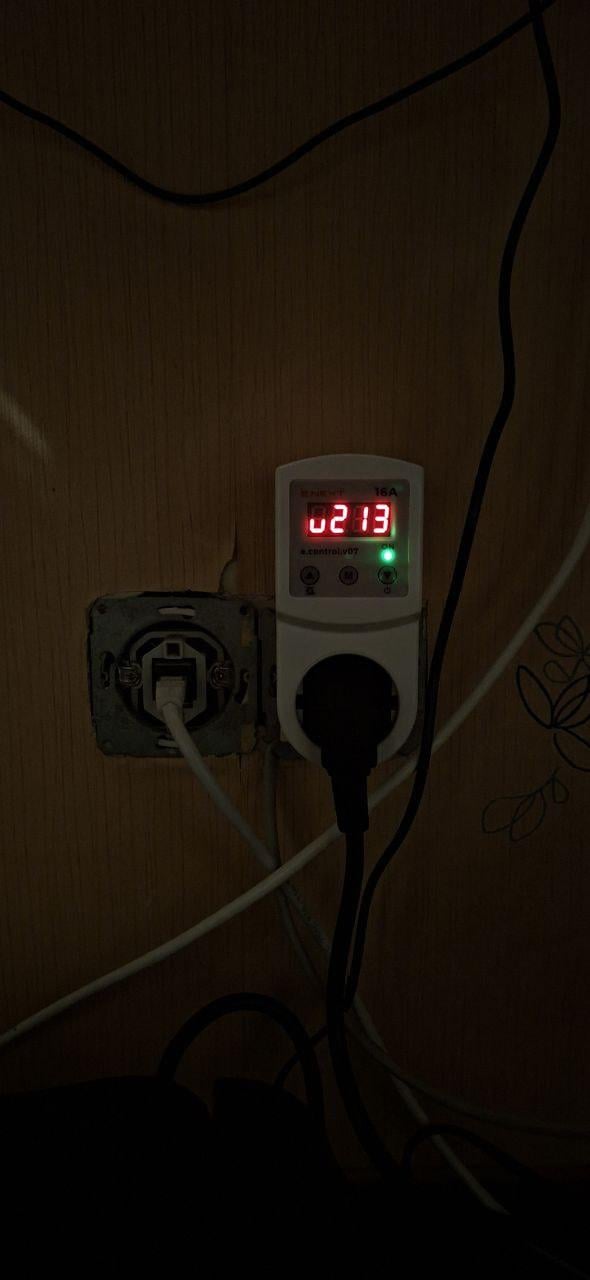 Реле напряжения E.NEXT e.control.v07 i0310022 в реальных условиях использования от пользователя Дмитро.