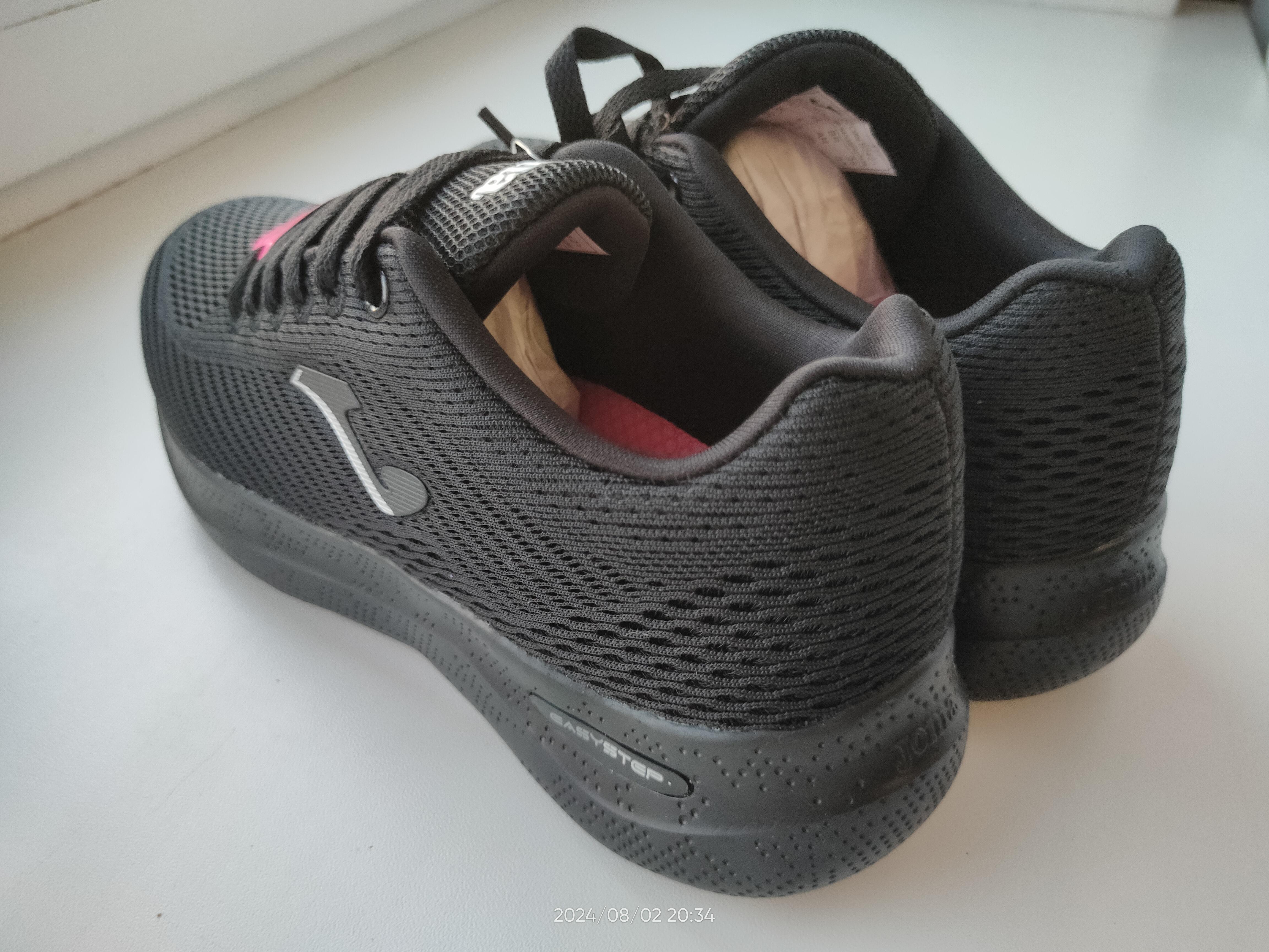 Кроссовки женские демисезонные Joma CCORLS2421 р.41 черные в реальных условиях использования от покупателя Александр.