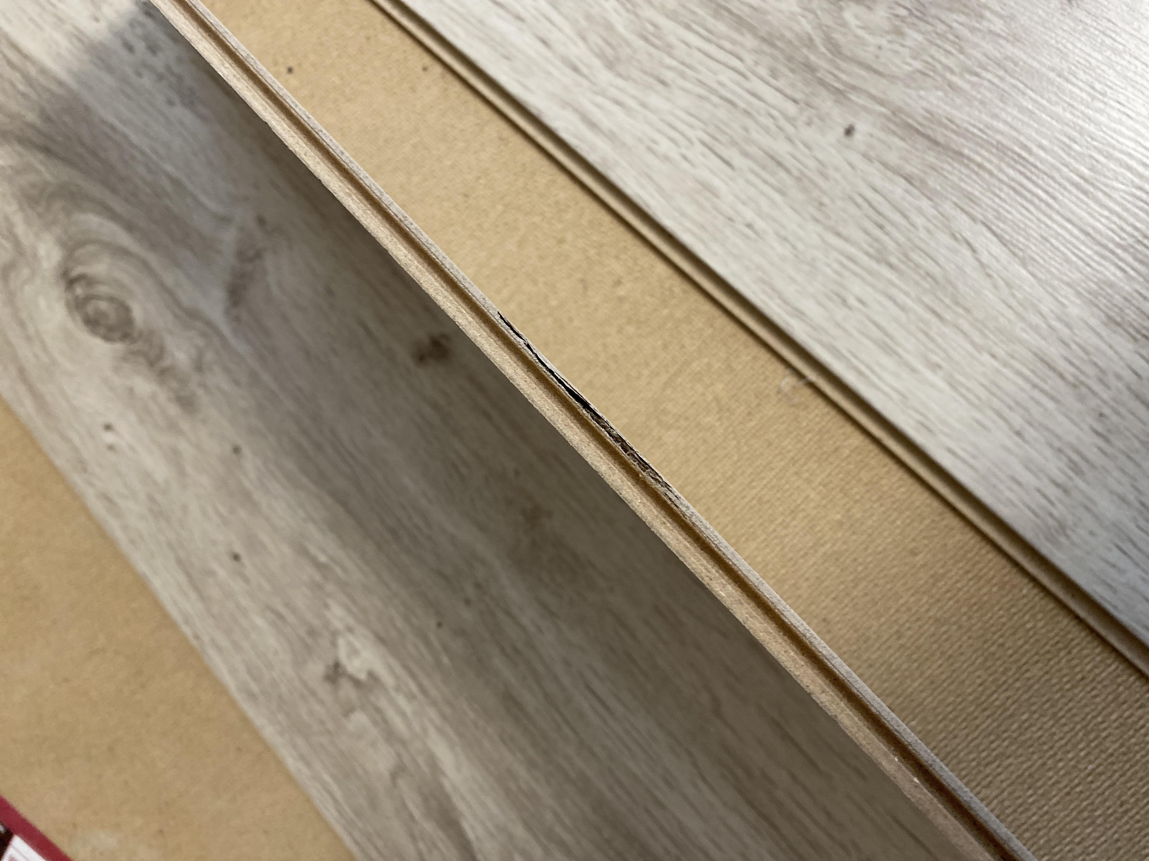 Ламинат SWISS KRONO Promo V4 дуб кельтский 32/АС4/8 мм (D2594) в реальных условиях использования от пользователя Дмитро.