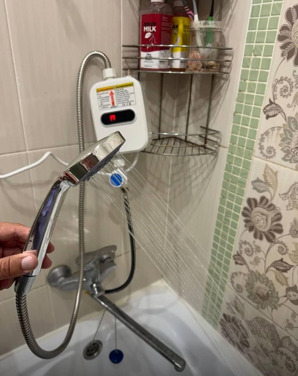 Фото: Водонагрівач-душ термостатичний TEMMAX RX-021 електричний із краном (12414), надіслане покупцем Сева Карпенко Водонагрівач-душ термостатичний TEMMAX RX-021 електричний із краном (12414) у реальних умовах використання від покупця Сева Карпенко.