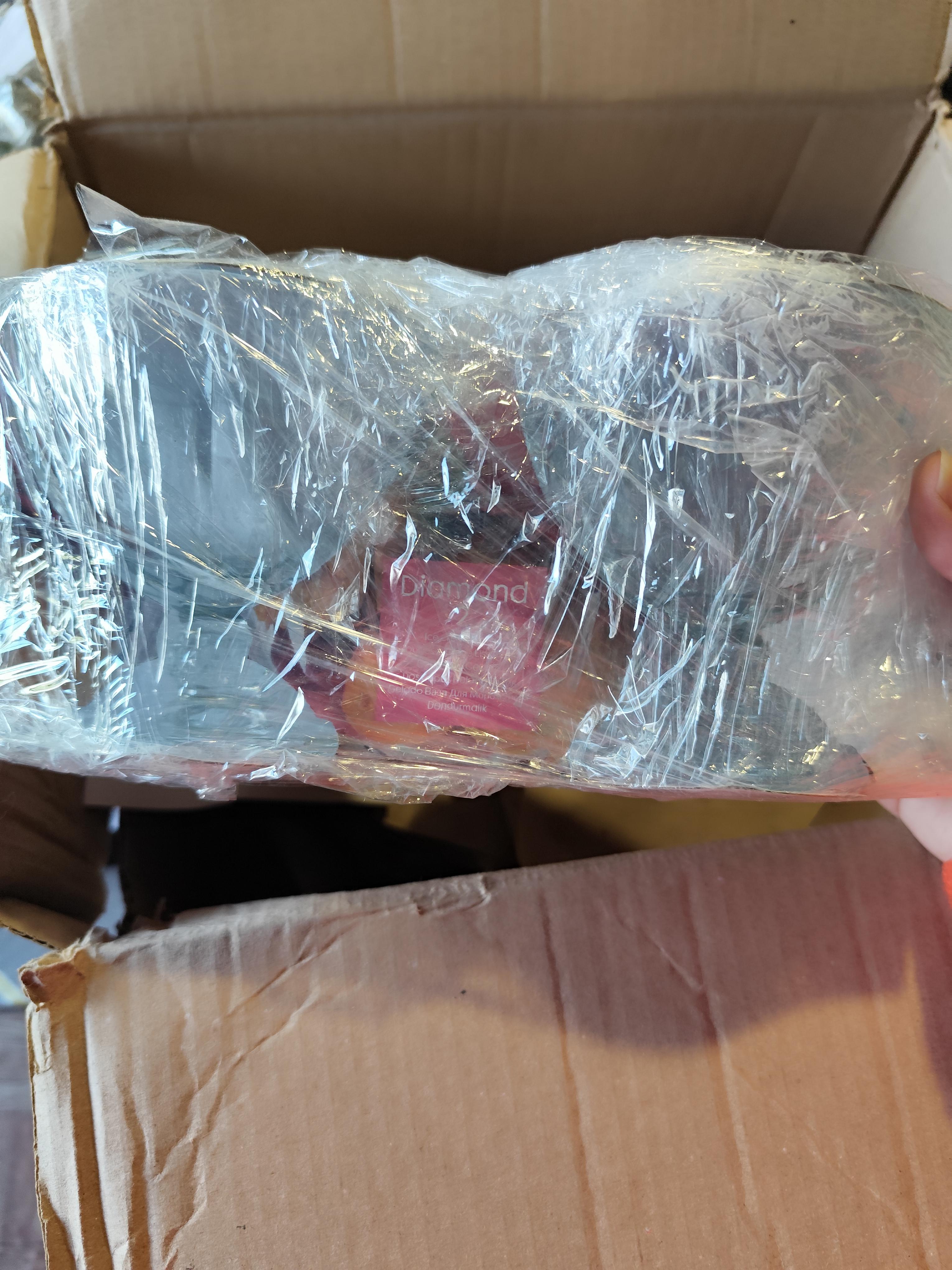 Фото: Набір креманок Pasabahce Diamond 51658-2 280 мл 2 шт. (116008), надіслане покупцем Ксенія Набір креманок Pasabahce Diamond 51658-2 280 мл 2 шт. (116008) у реальних умовах використання від покупця Ксенія.