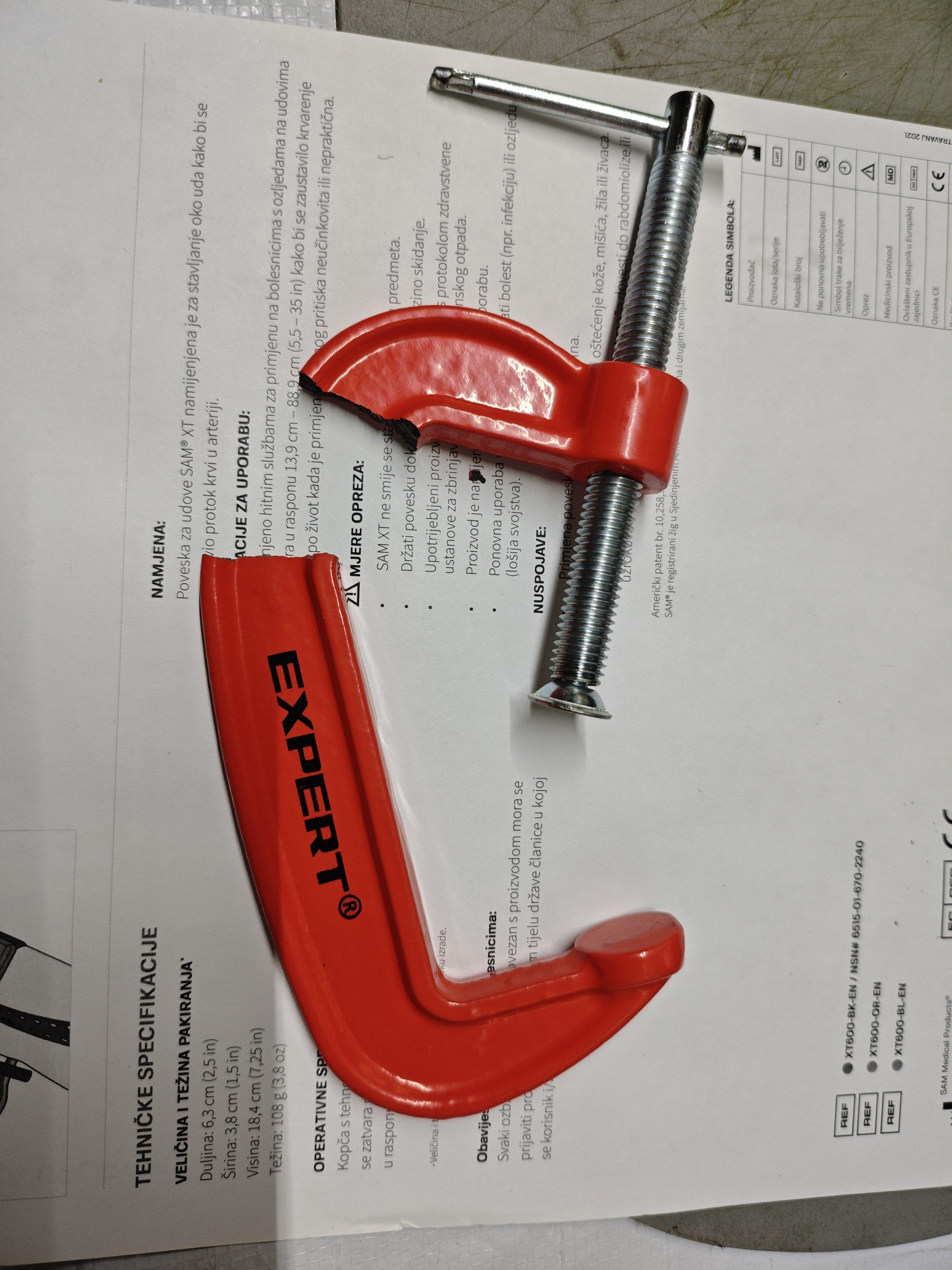 Фото: Струбцина Expert 100 мм 2302, отправлено пользователем Євгеній Струбцина Expert 100 мм 2302 в реальных условиях использования от пользователя Євгеній.