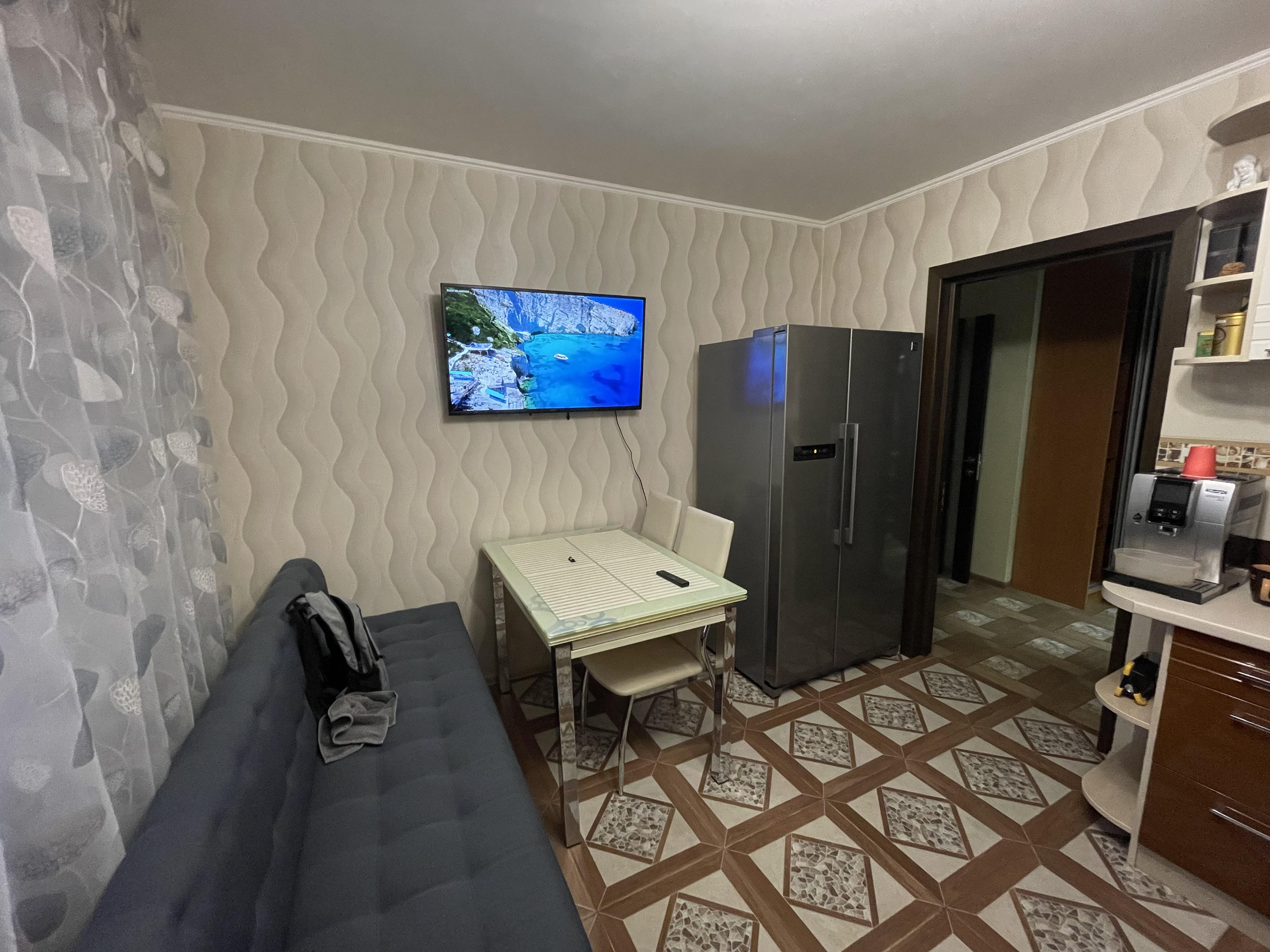 Телевизор Sony KD-75X75WL в реальных условиях использования от покупателя Петро.