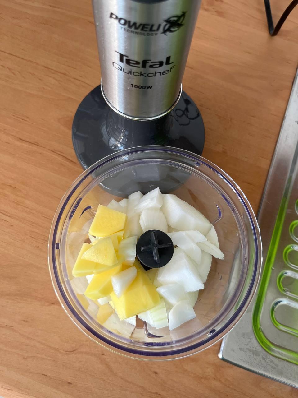 Блендер погружной Tefal QUICKCHEF HB656838 черная/нержавеющая сталь в реальных условиях использования от пользователя Оксана Лабінська.