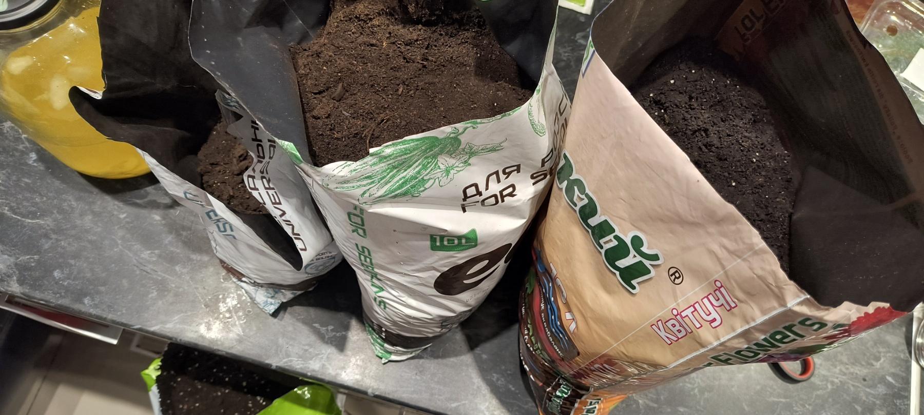 Субстрат Eco Plus универсальный 10 л в реальных условиях использования от пользователя Віталій.