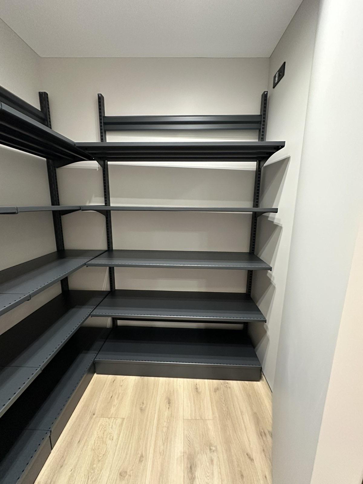 Стеллаж пристенный металлический 1930х1250х400 мм на 5 полок Антрацитово-серый (16-1250-21) в реальных условиях использования от пользователя Богдан.