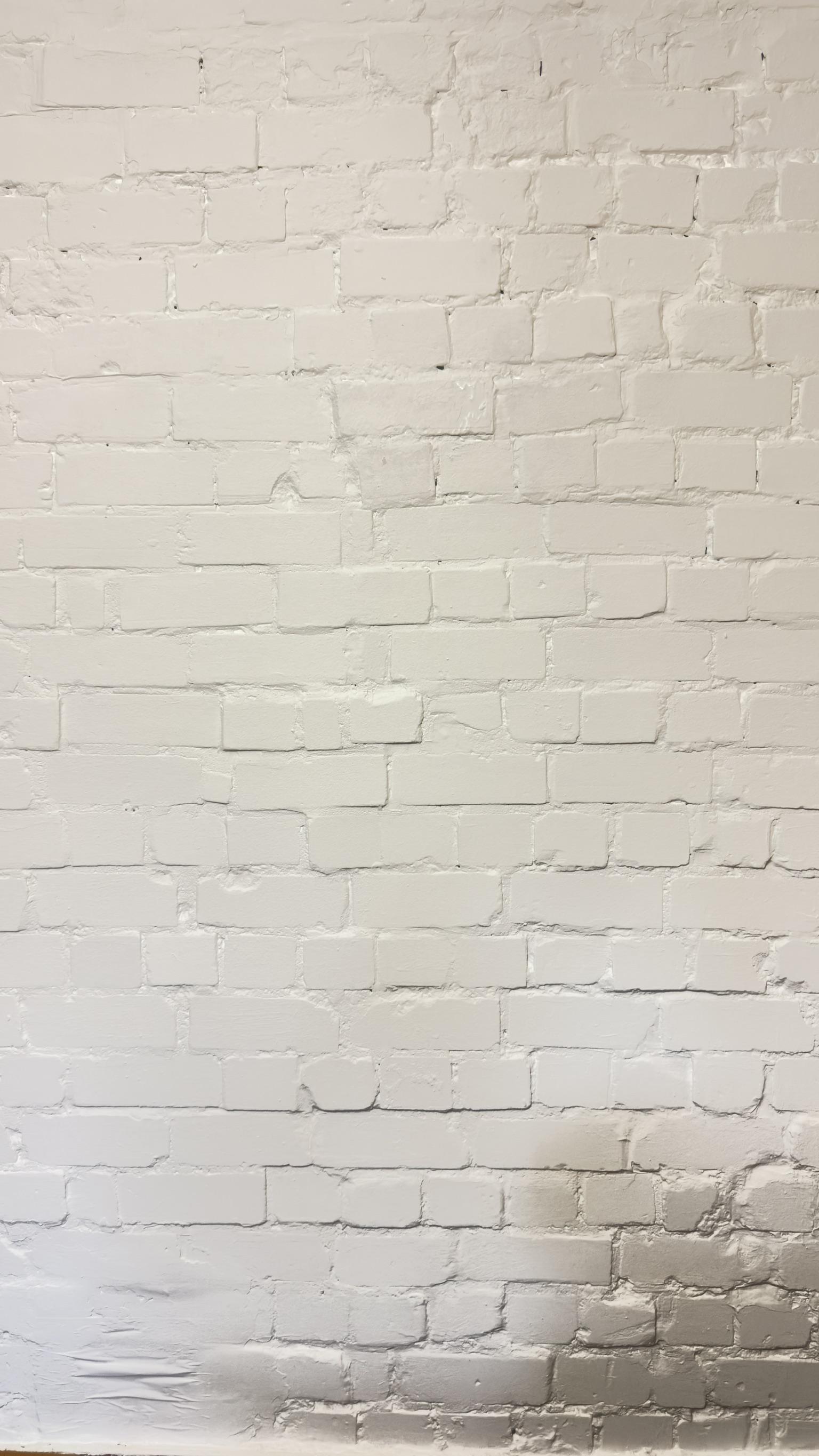 Фарба акрилова водоемульсійна MIKS Color Washable wall мат білий 1 л 1,4 кг у реальних умовах використання від покупця Олег.