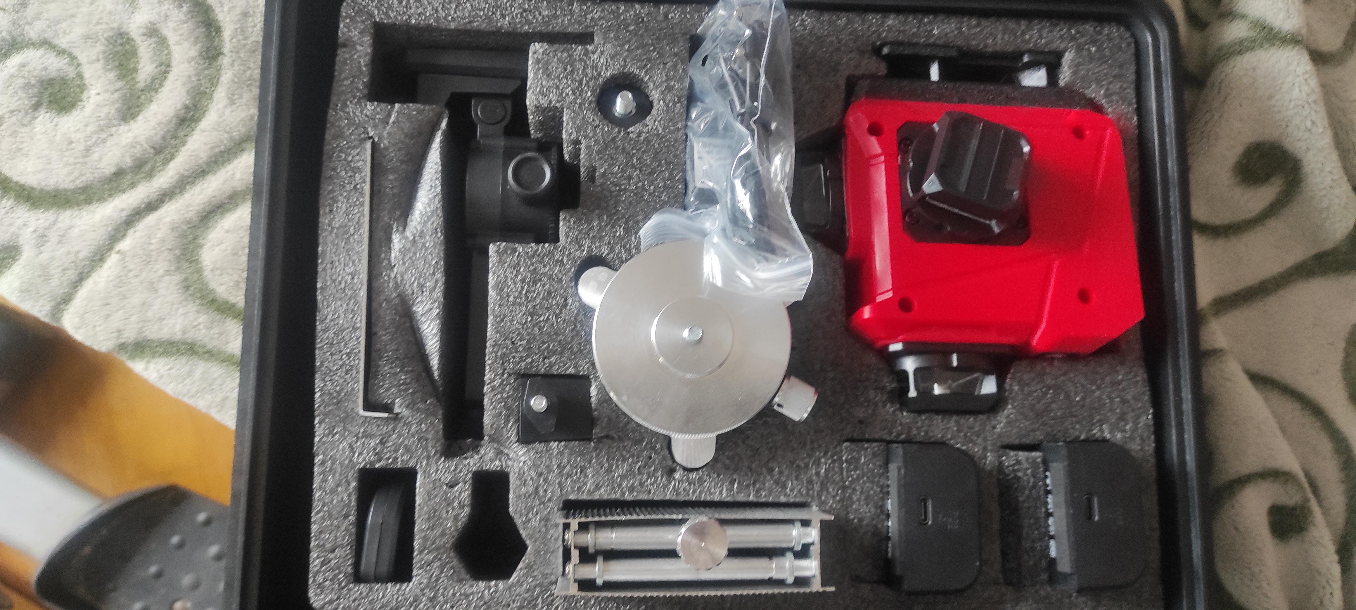 Нивелир лазерный Stark LL-16G-4D 290080130 в реальных условиях использования от пользователя Юрій Про.