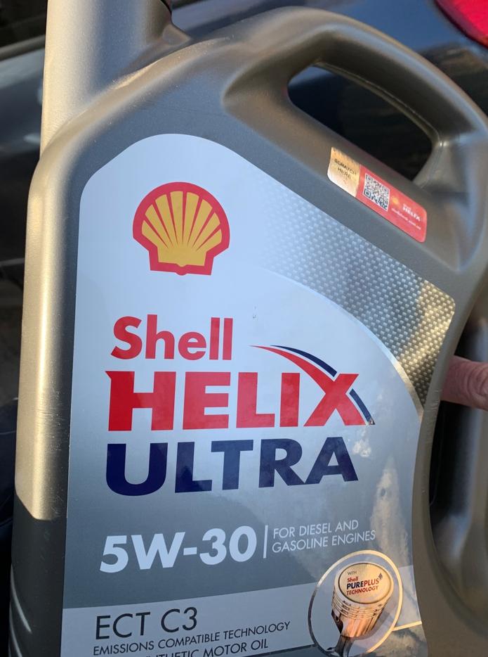 Моторное масло синтетическое SHELL Helix Ultra ECT C3 5W-30 4 л (ТОВ-У505636) в реальных условиях использования от пользователя Сергій.