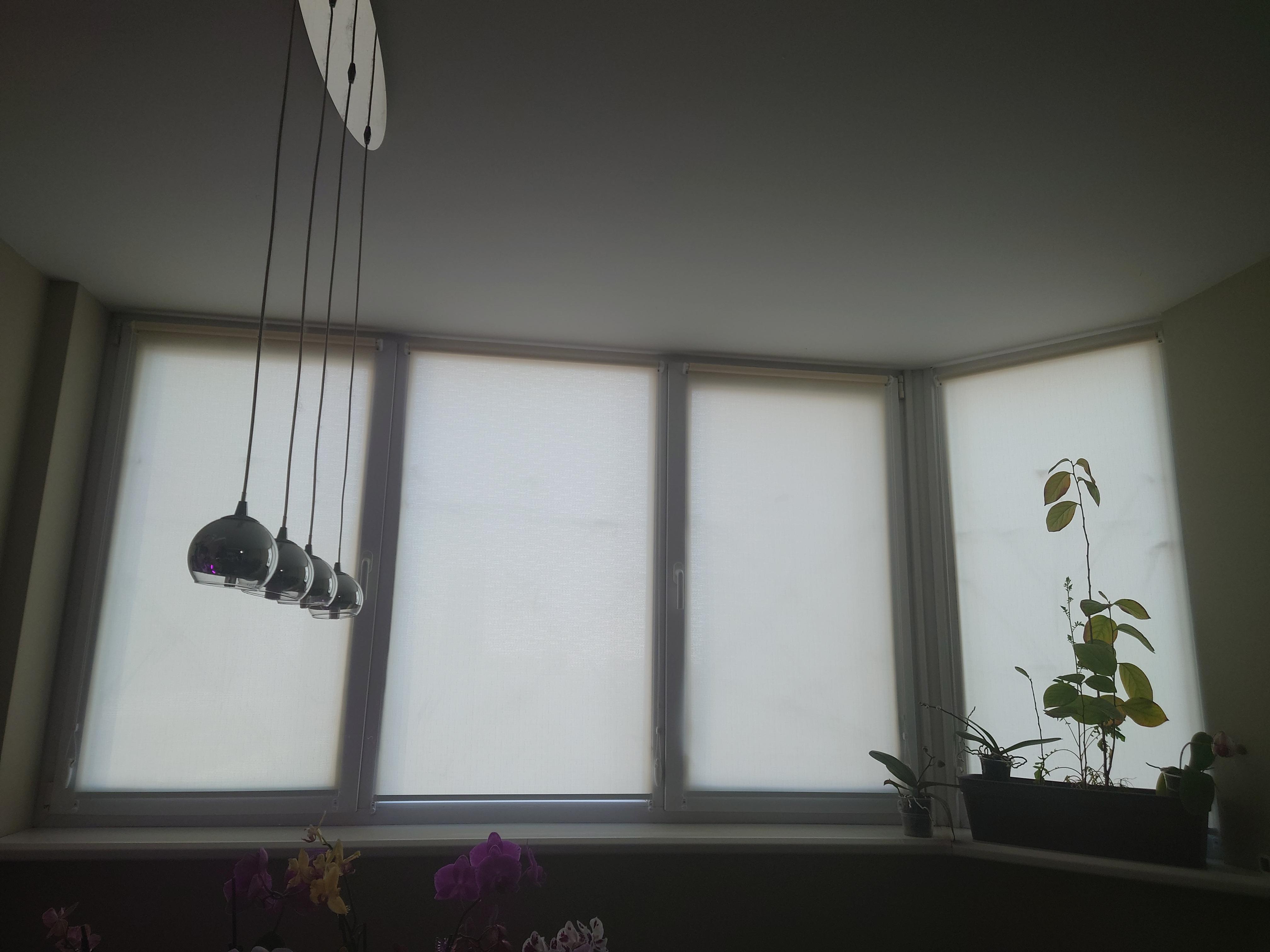 Ролета тканевая E-ROLETA Лен 875 с фиксацией под наклон 80х160 см Бежевый (L875-80-160) в реальных условиях использования от покупателя Дана.