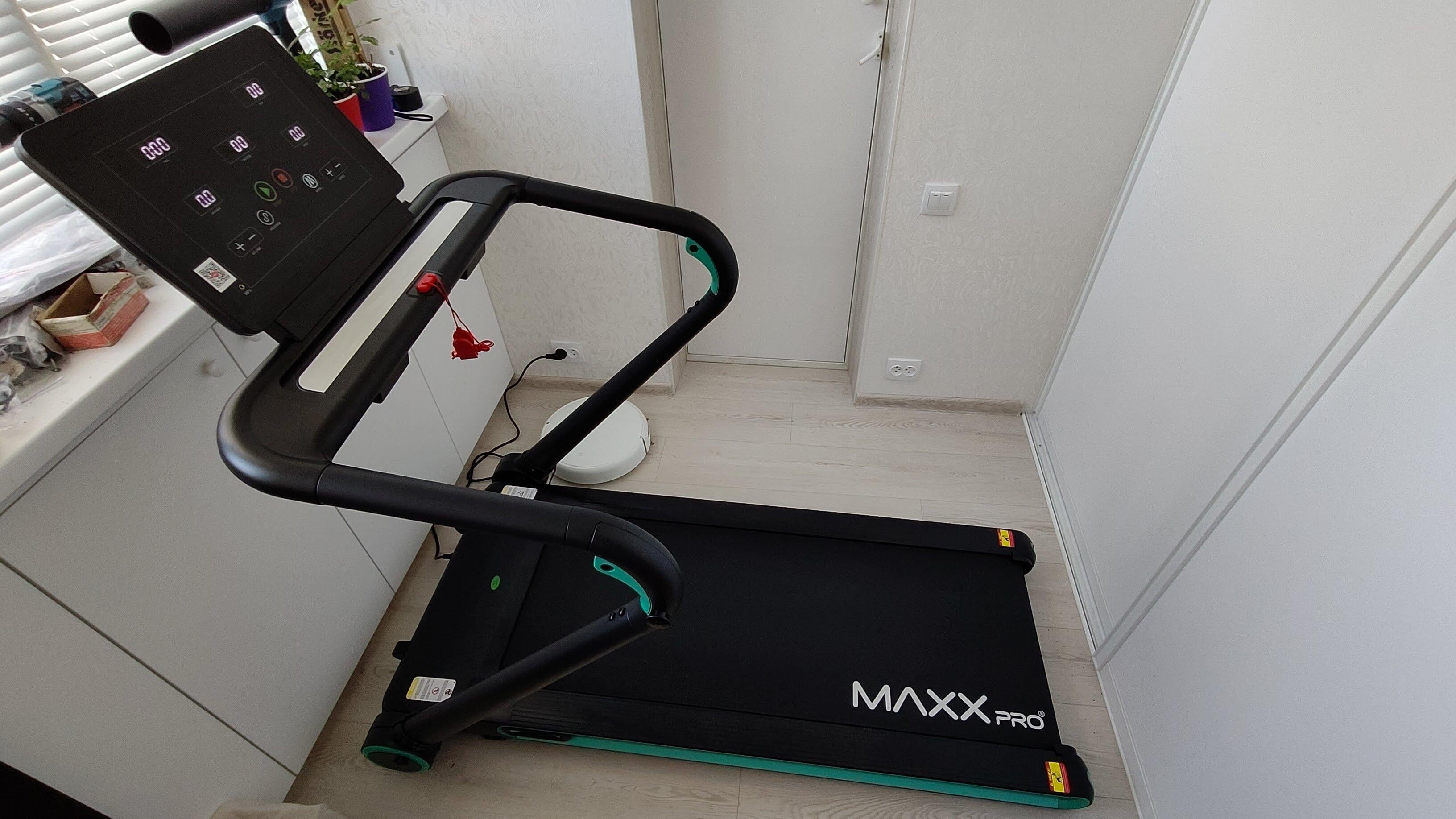 Бігова доріжка TM20B MaxxPro (TM20B) у реальних умовах використання від покупця Ірина.