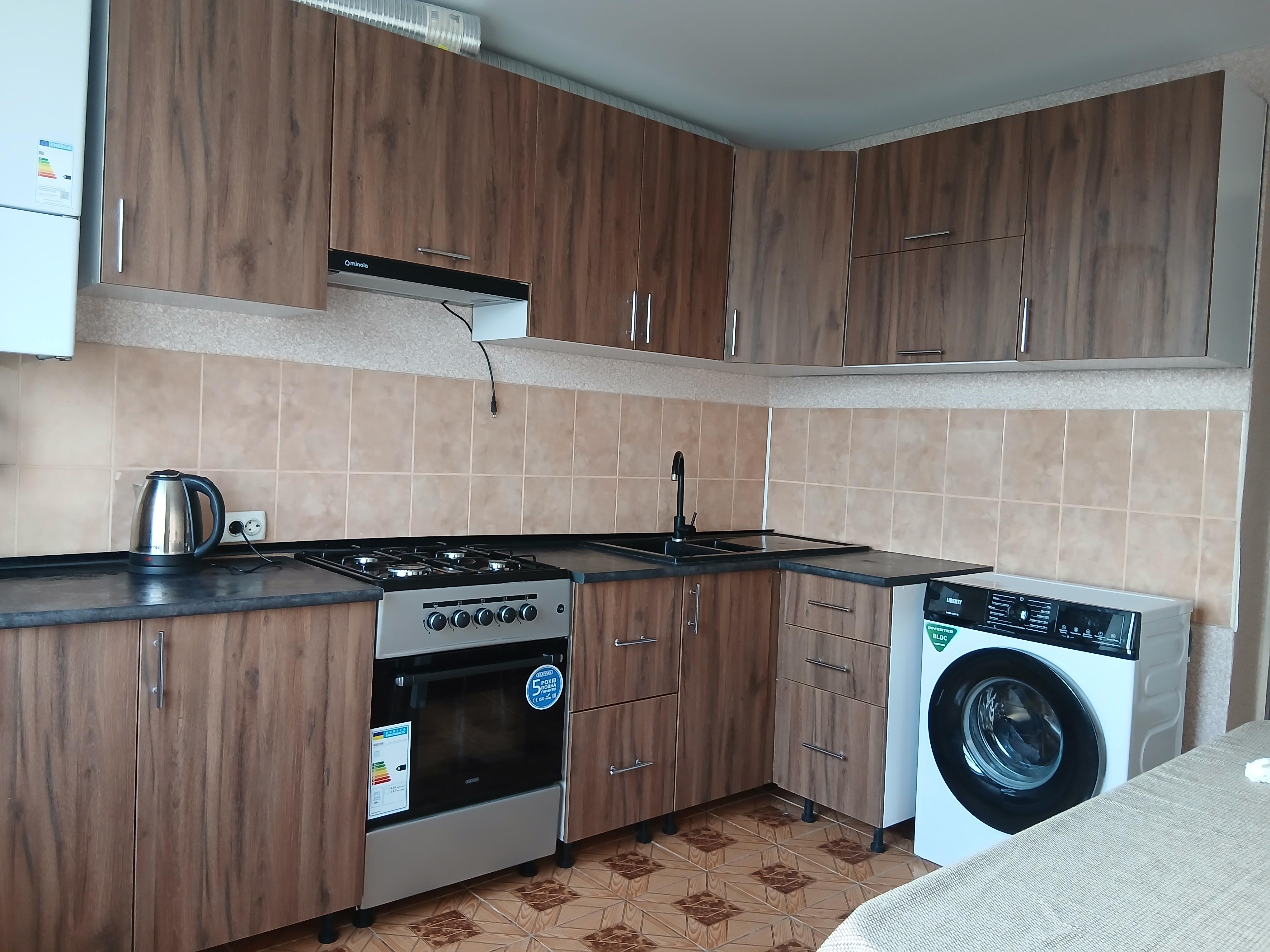 Кухня кутова Ліора 270x110 см Коричневий (S-80-006-177) у реальних умовах використання від покупця Оксана.
