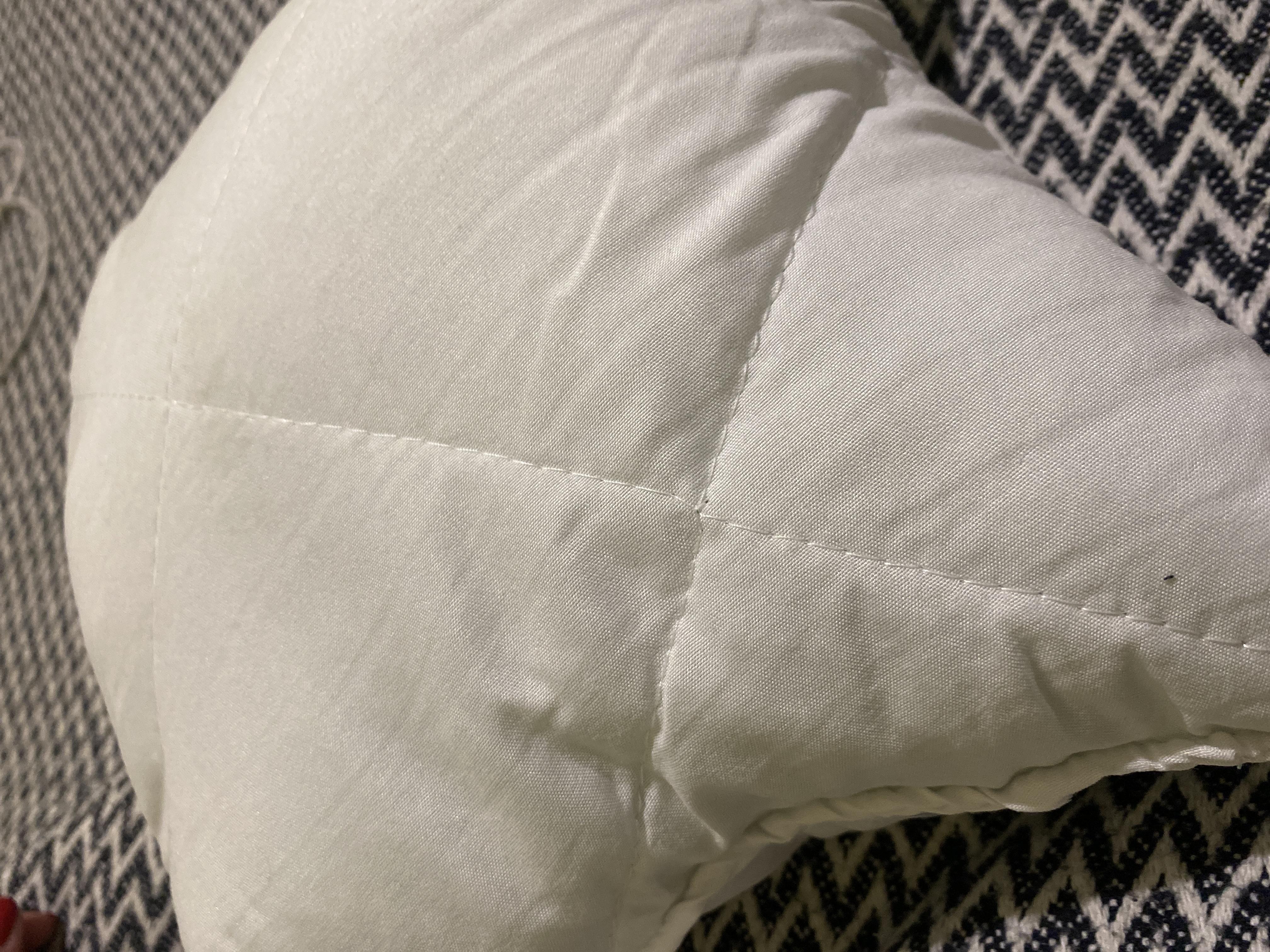 Подушка поликотон Homefort 30х30 см в реальных условиях использования от пользователя Марія.