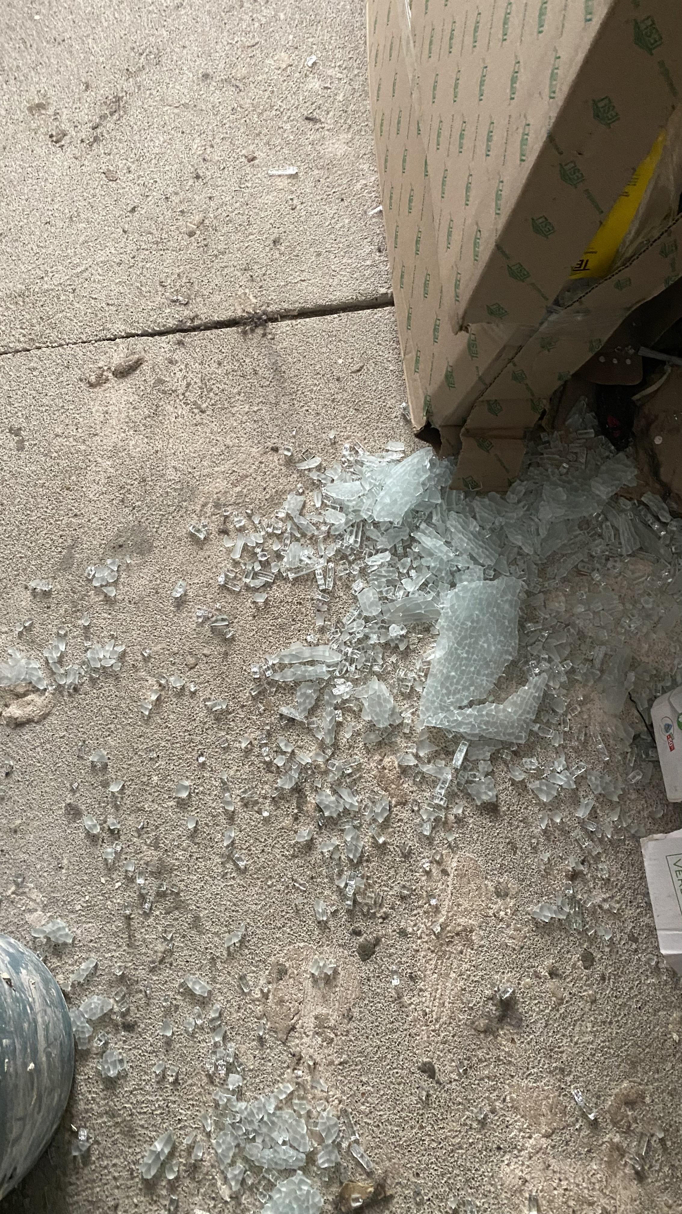 Фото: Дверь межкомнатная Aqua White Sateen 2000х800 мм (009882), отправлено покупателем Олександр Дверь межкомнатная Aqua White Sateen 2000х800 мм (009882) в реальных условиях использования от покупателя Олександр.