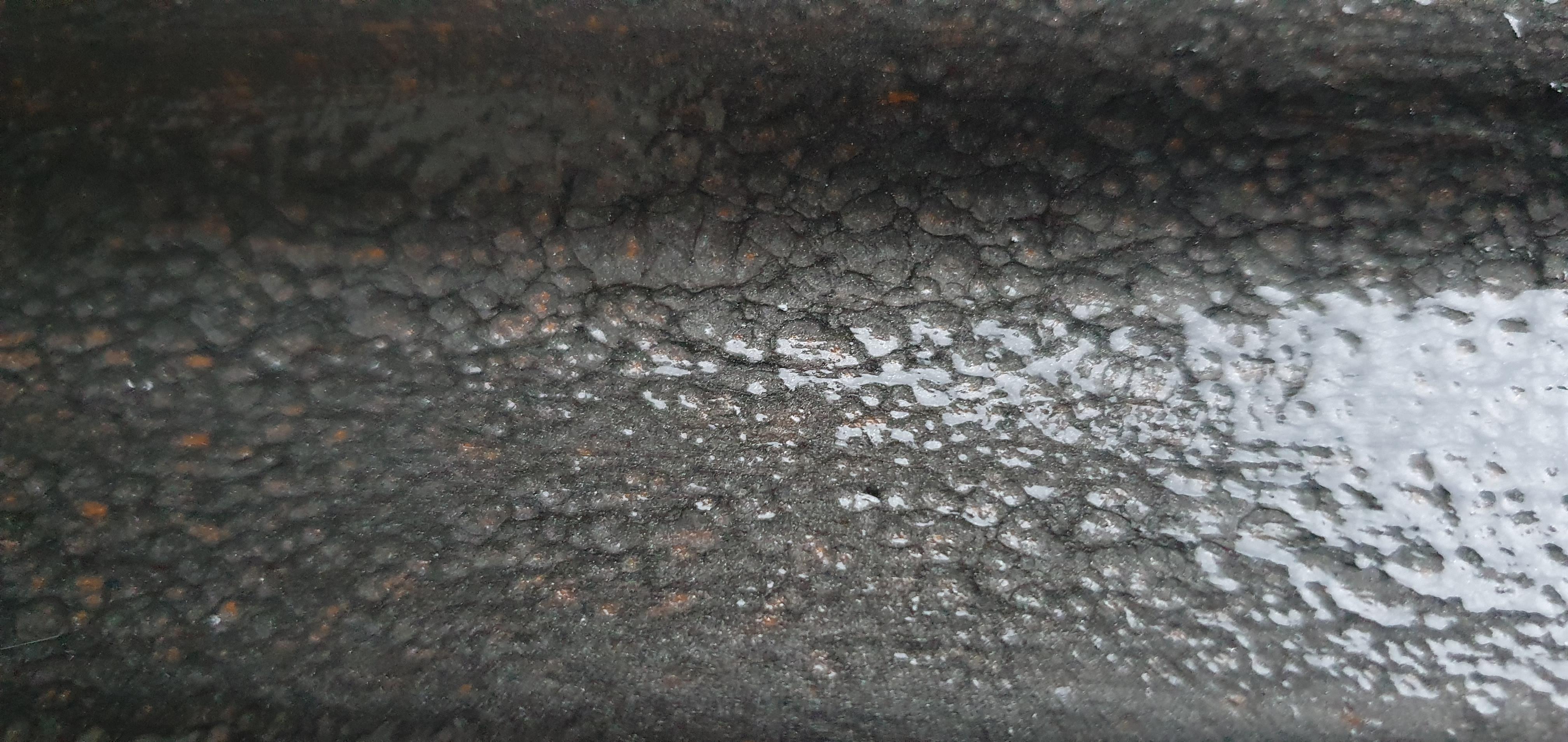 Эмаль антикоррозионная молотковая КОРАБЕЛЬНА 2 л Черный No101 (1378961748) в реальных условиях использования от пользователя Аліна Волкова.