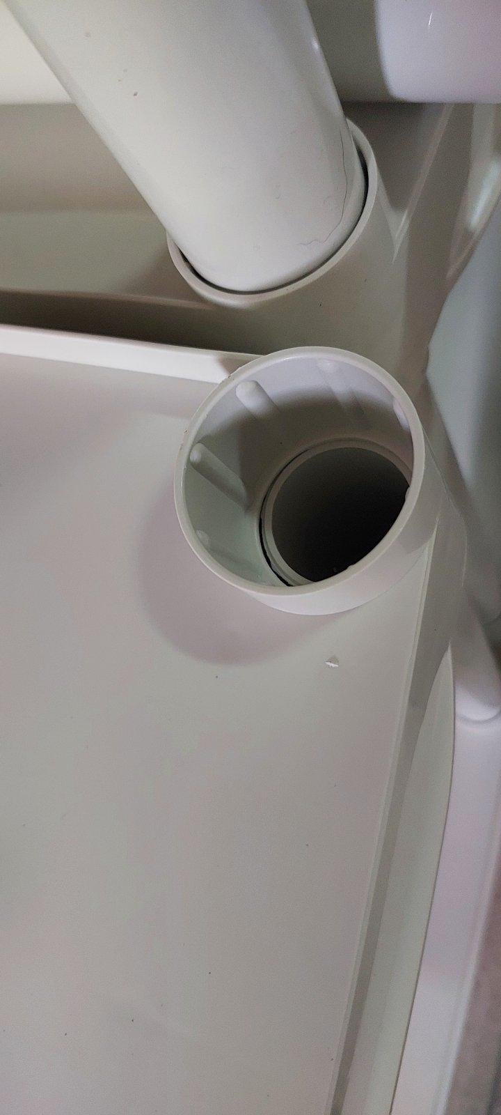 Стелаж 1800x370x820 мм Алеана біла роза пластик полиці 5 шт. без покриття у реальних умовах використання від користувача Петро.