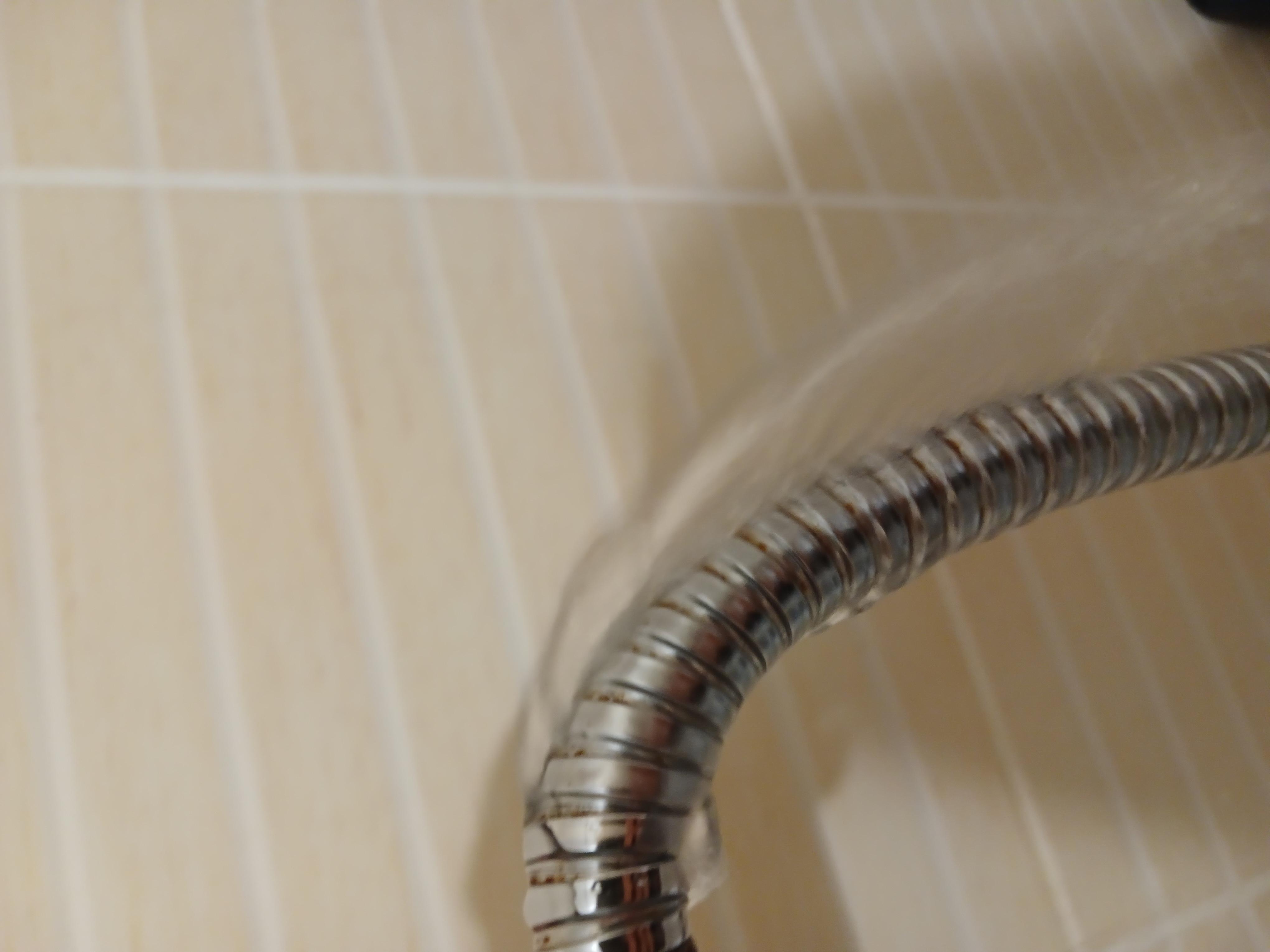 Душовий шланг Ferro W05 L150 у реальних умовах використання від користувача Аліна.