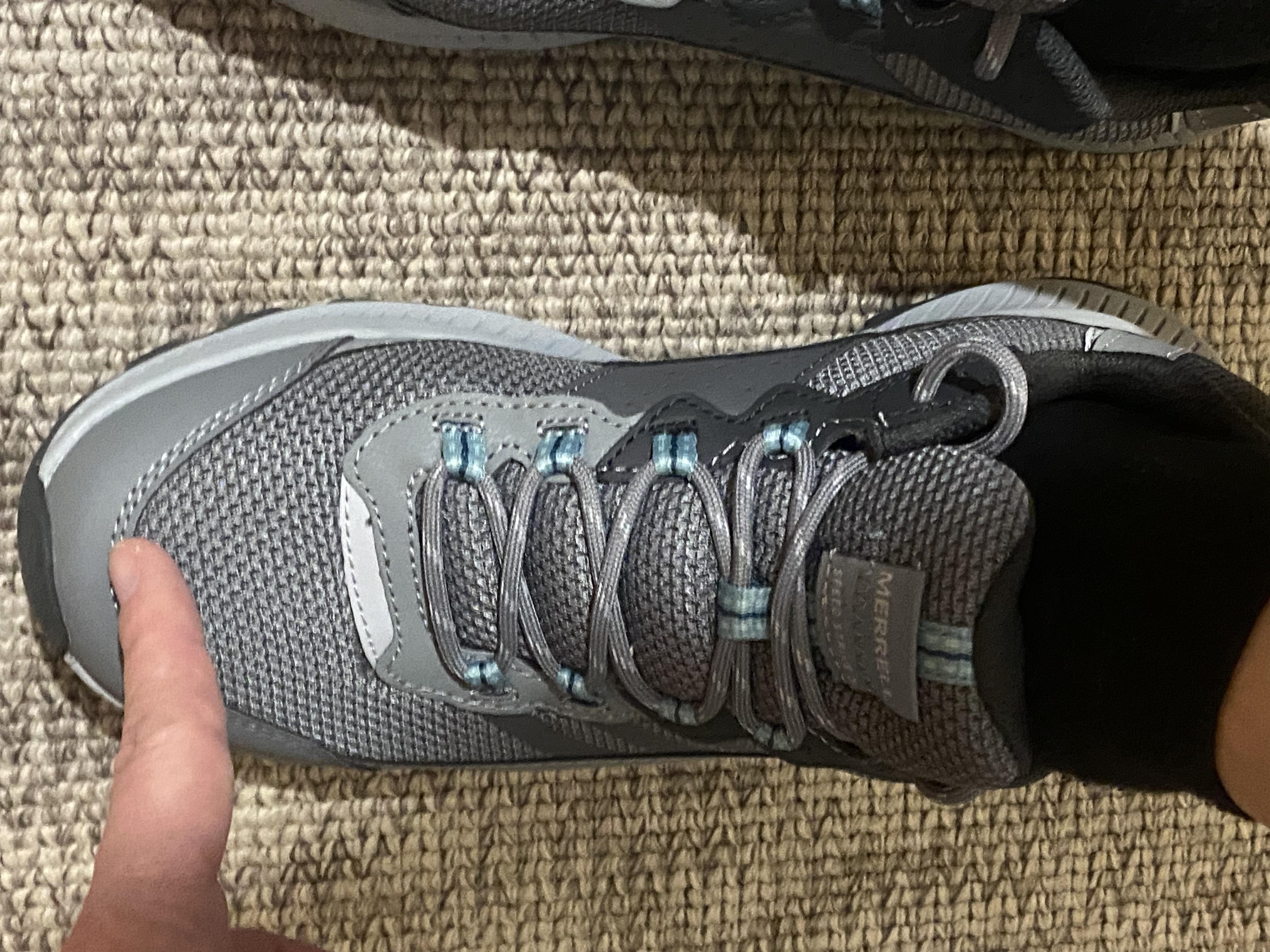 Фото: Кроссовки женские демисезонные MERRELL SPEED STRIKE 2 J038292 р.36 серые, отправлено пользователем Мирослава Кроссовки женские демисезонные MERRELL SPEED STRIKE 2 J038292 р.36 серые в реальных условиях использования от пользователя Мирослава.