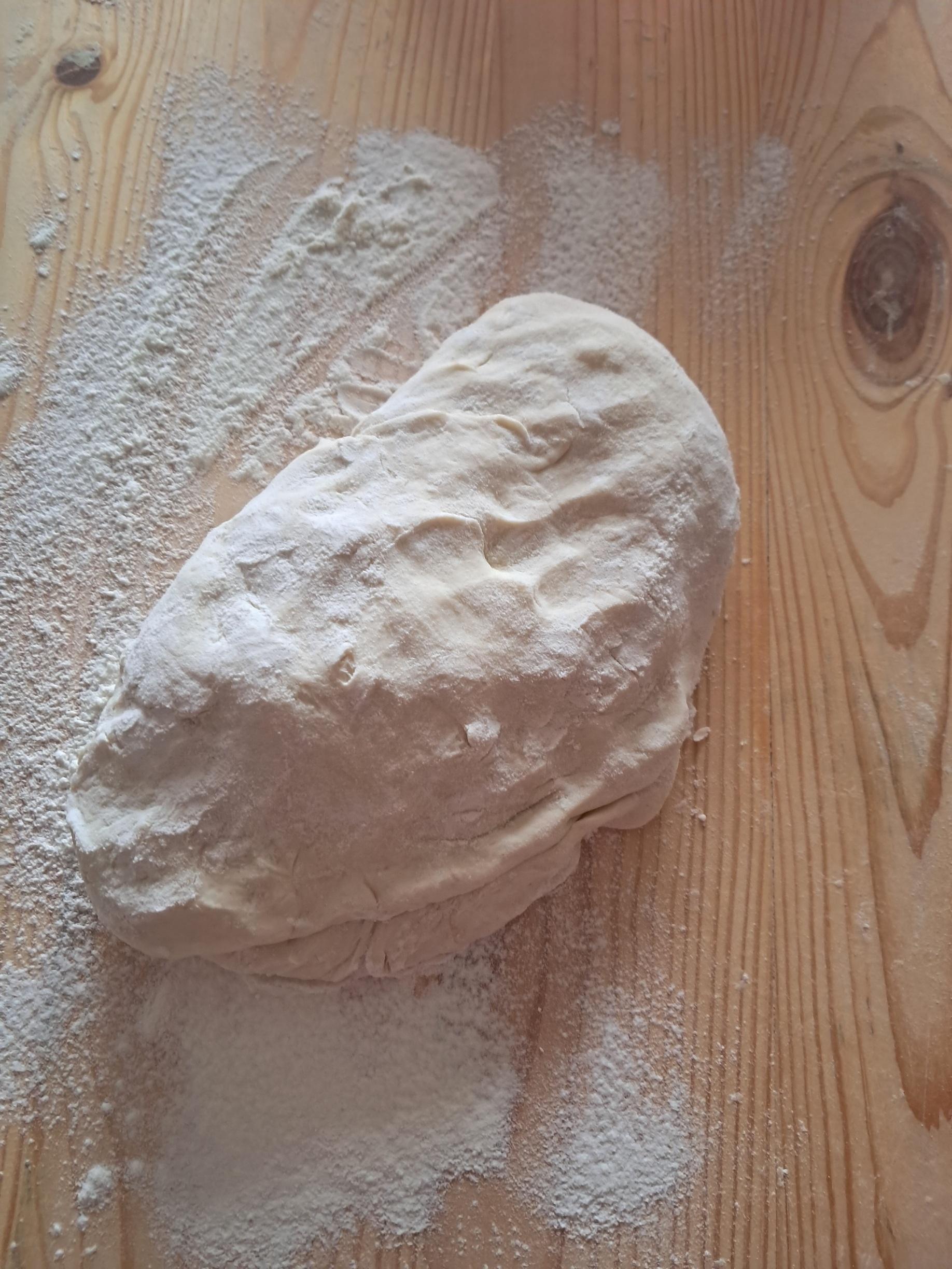 Кухонна машина Tefal BAKE ESSENTIAL QB161H38 у реальних умовах використання від користувача Олександра Воронова.