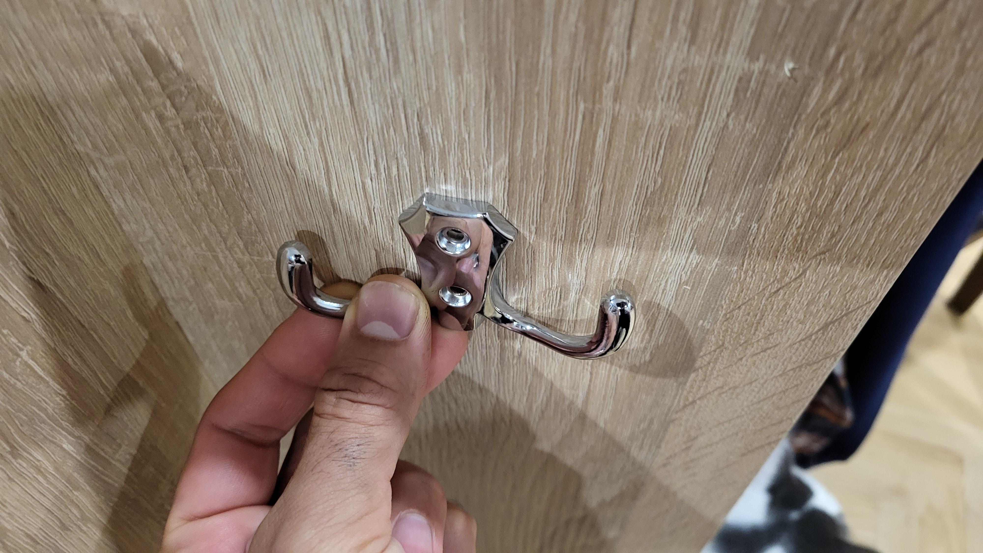 Вешалка на стену Эверест Соната-600 Венге темный (EVR-2121) в реальных условиях использования от покупателя Сергій.