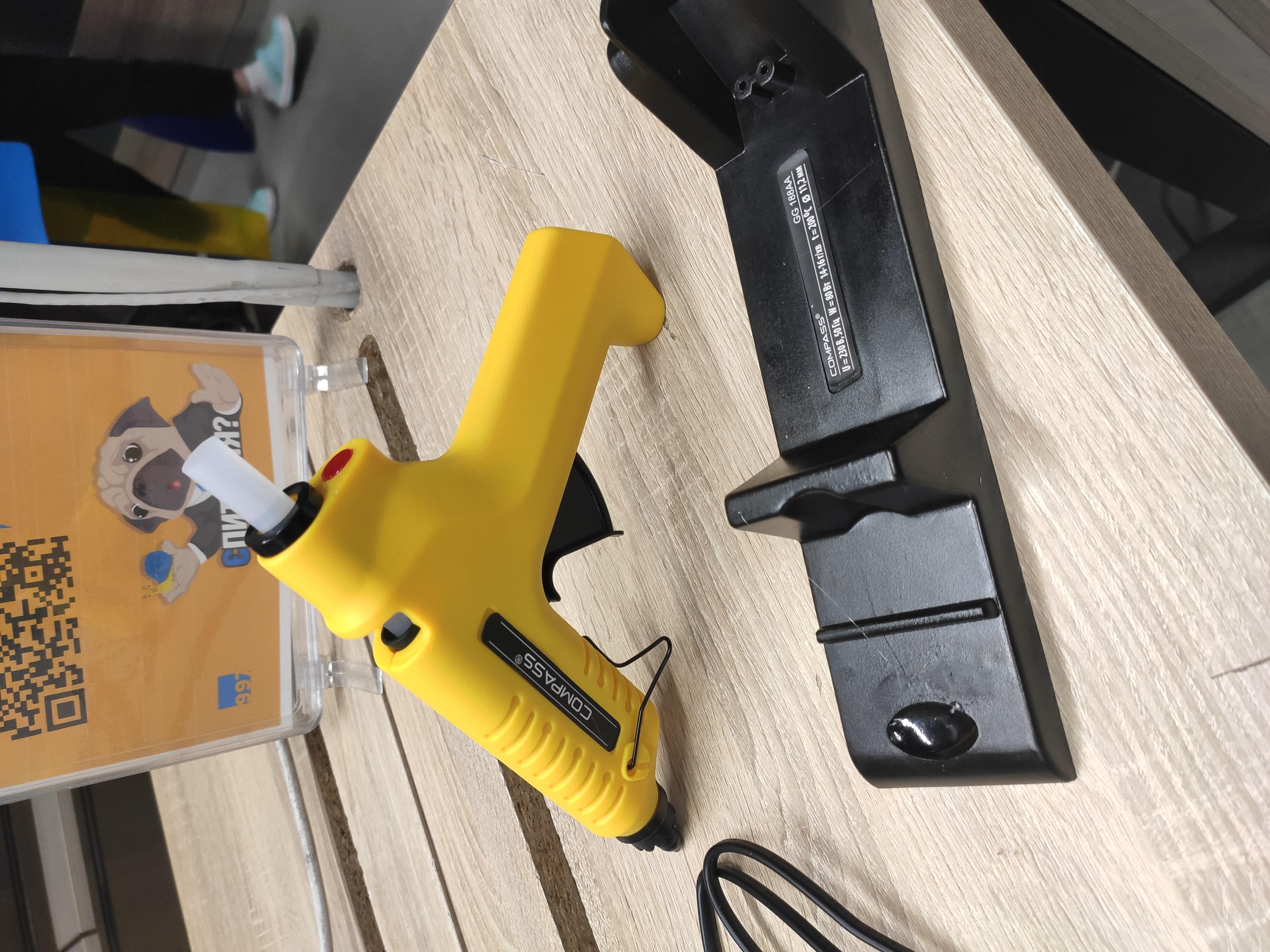 Пистолет клеевой Compass GG188AA 20128016 в реальных условиях использования от покупателя Олексій.