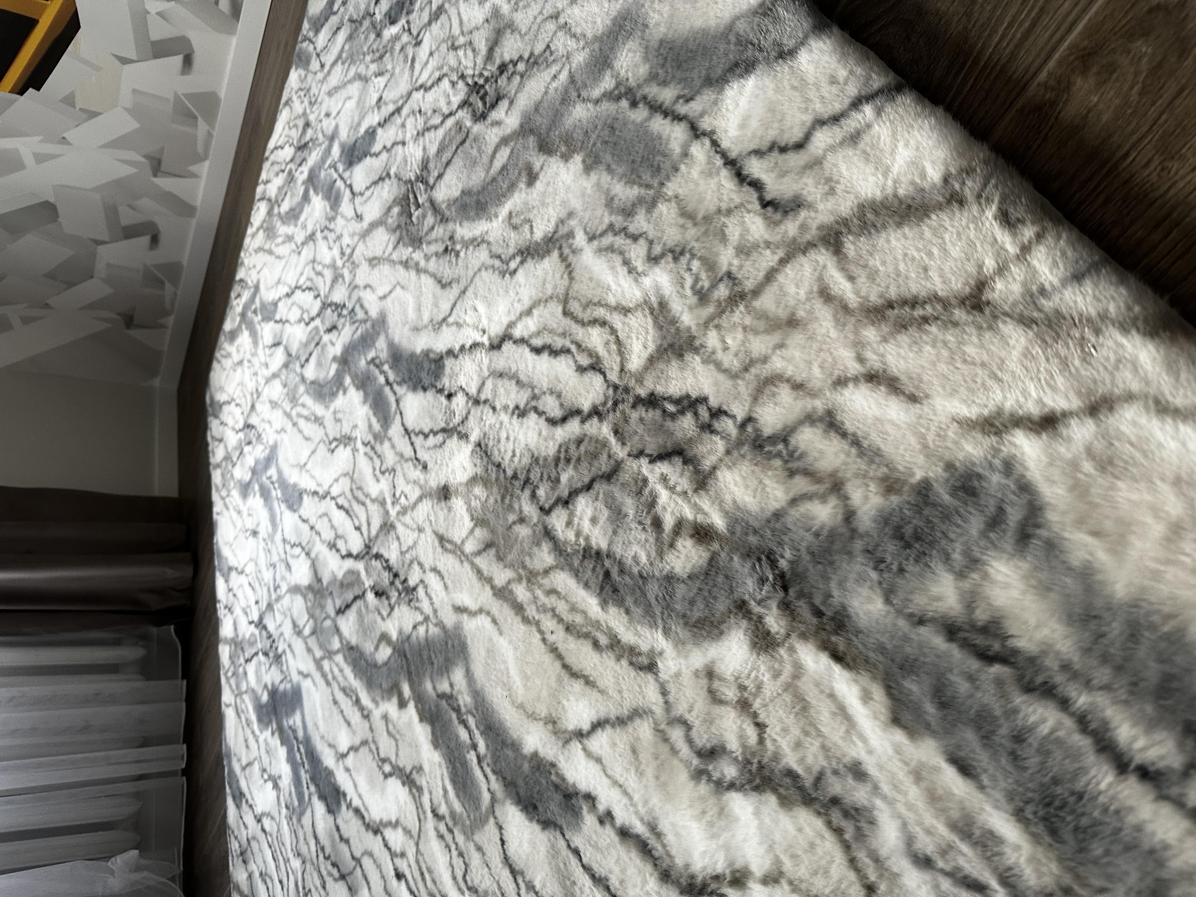 Ковер Dariana Marble 60x120 см в реальных условиях использования от пользователя Леся.