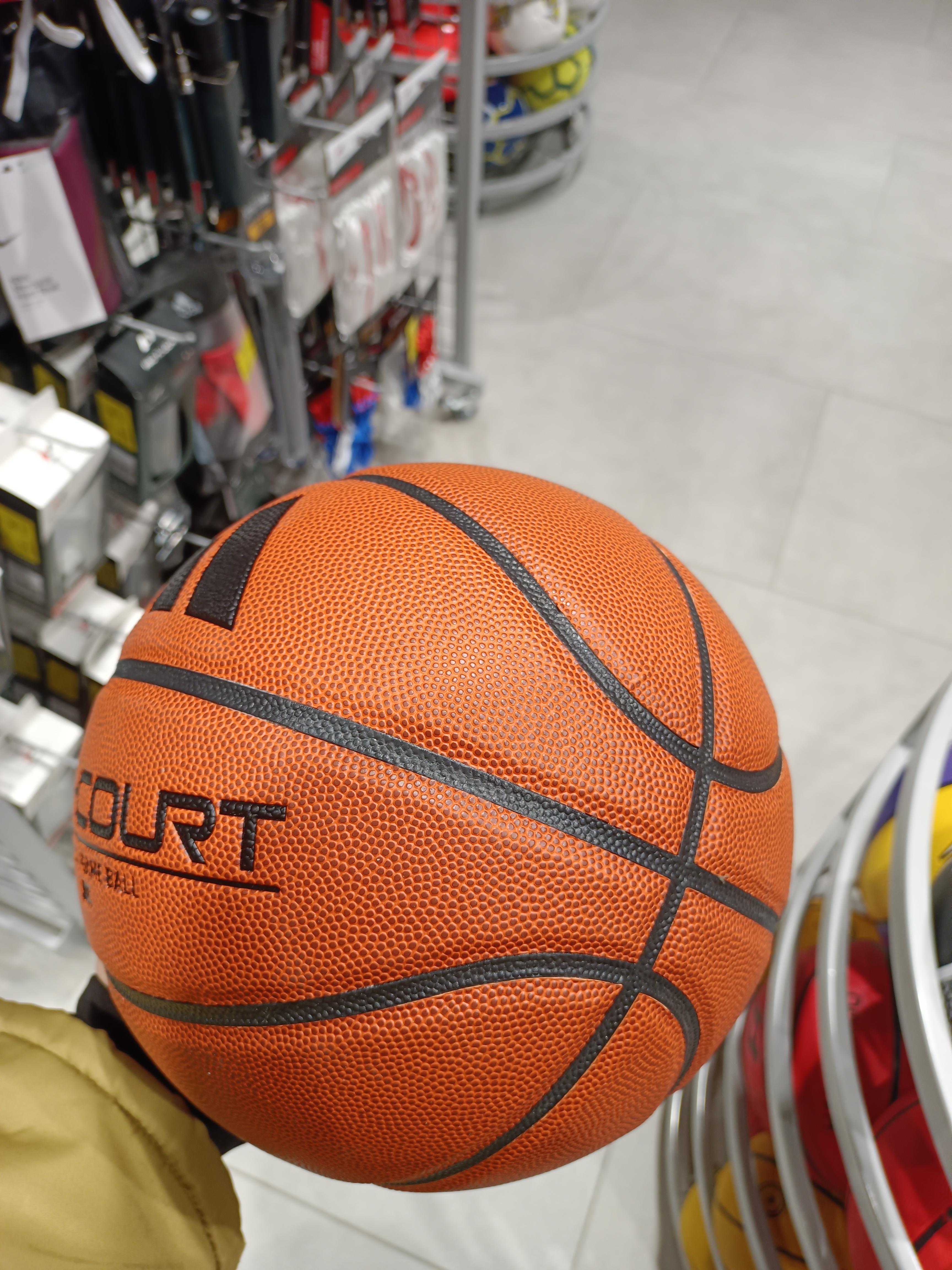 Баскетбольний м'яч Adidas ALL COURT 3.0 HM4975 р. 7 помаранчевий у реальних умовах використання від покупця Руфат.