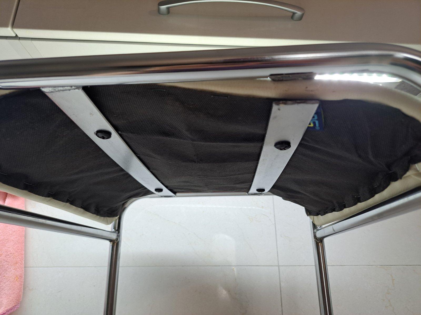 Стул Nowy Styl CADDY chrome (BOX) (CH) V-18 молочный / хром в реальных условиях использования от покупателя Стефанюк.