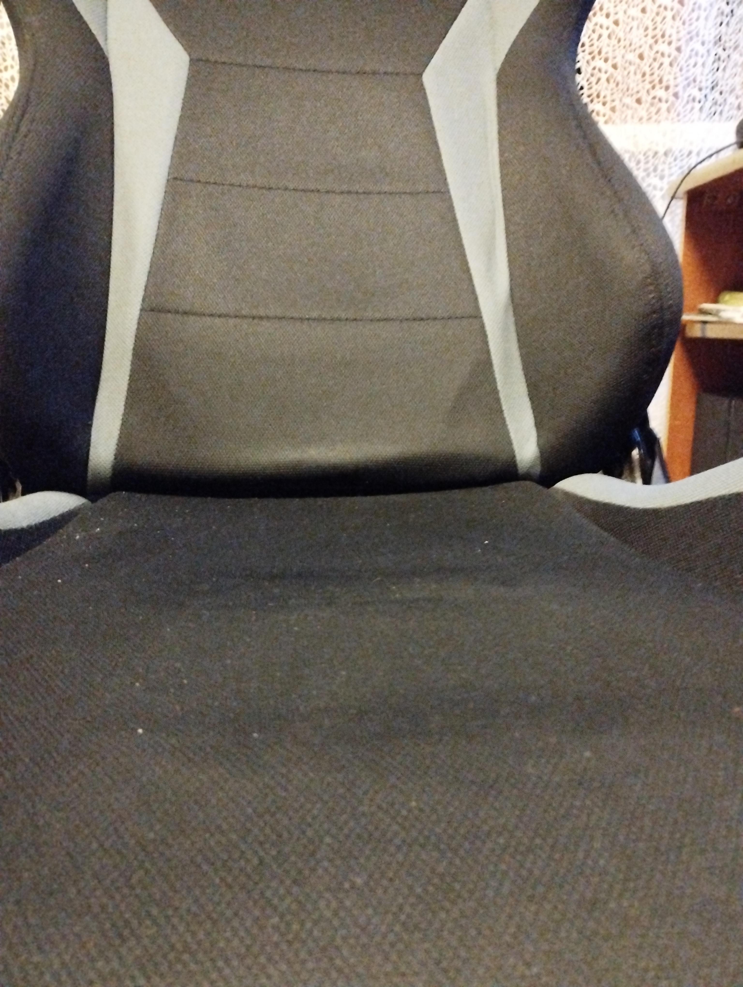 Кресло Hexter ML R1D TILT PL70 FAB/01 BLACK/GREY FR черный/серый в реальных условиях использования от пользователя Юрій.