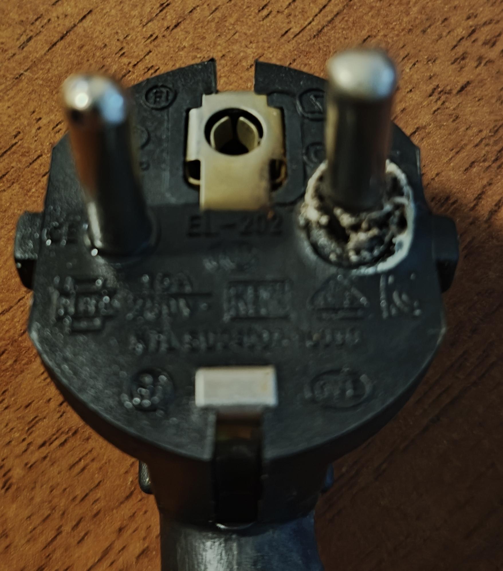 Электрочайник Delfa DK 2650 X в реальных условиях использования от пользователя Анатолій.