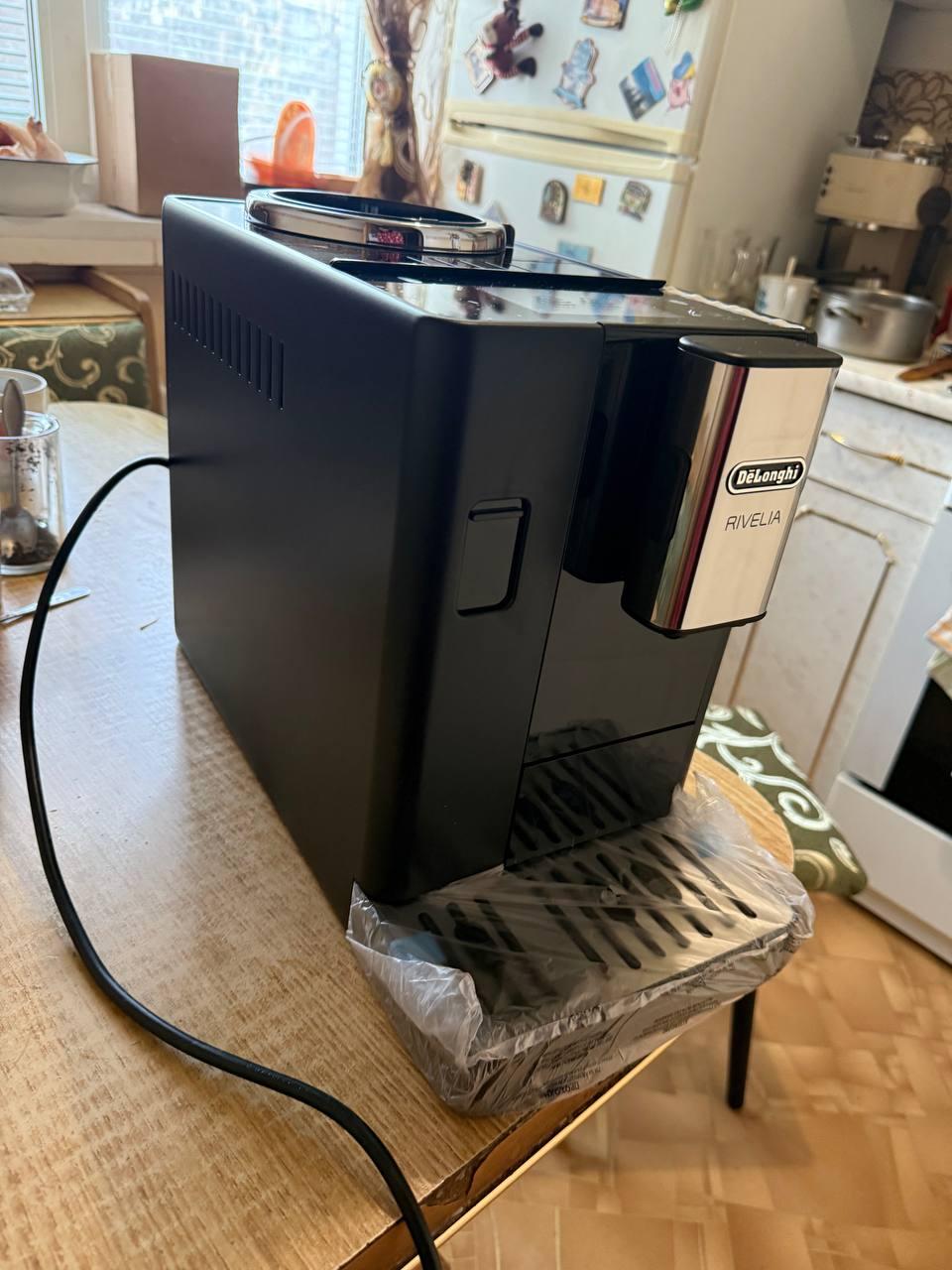 Кофемашина Delonghi Rivelia EXAM440.55.B в реальных условиях использования от покупателя Владислав.