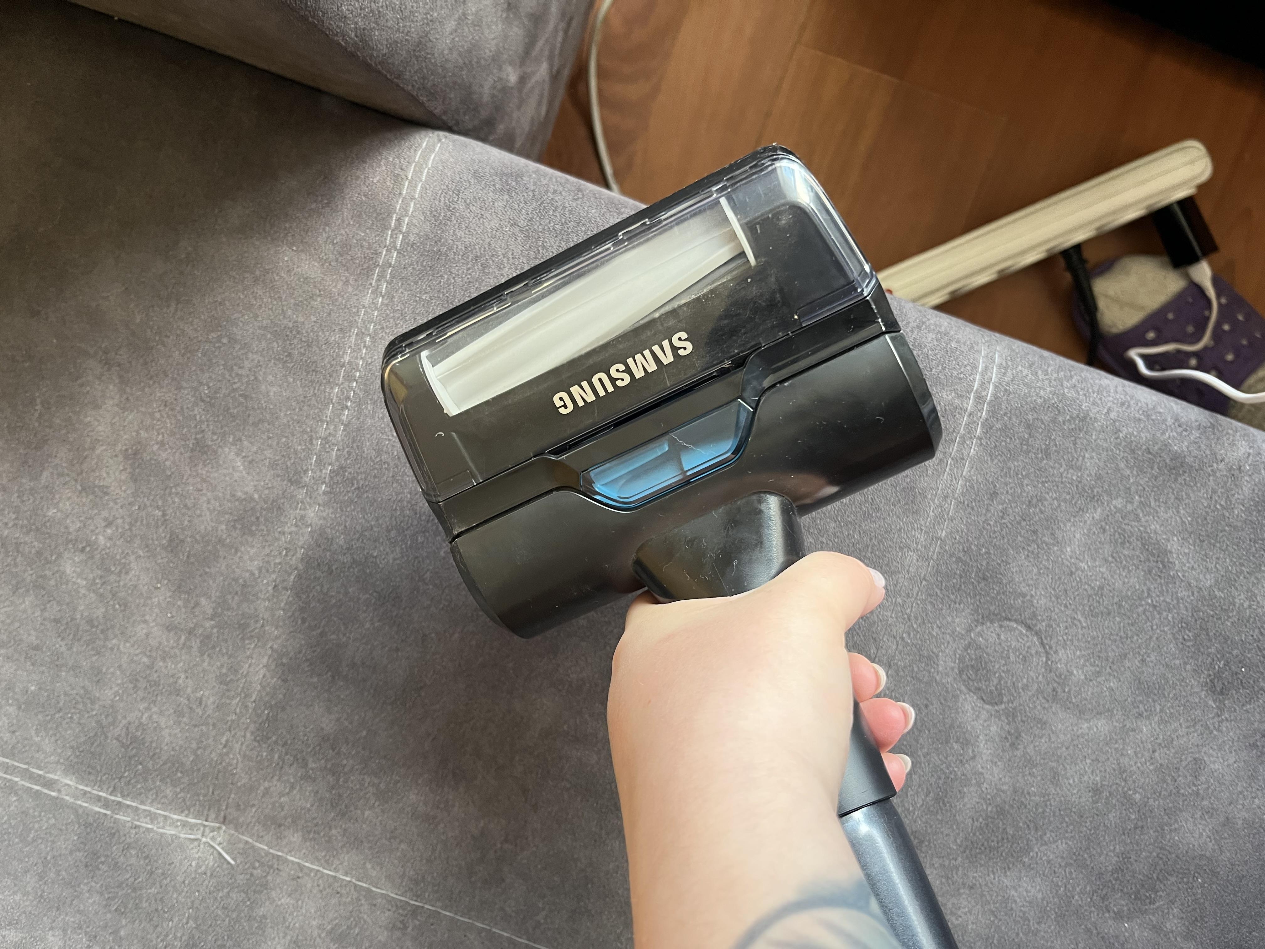 Пылесос Samsung VC07M3110VB/UK в реальных условиях использования от пользователя Інна.