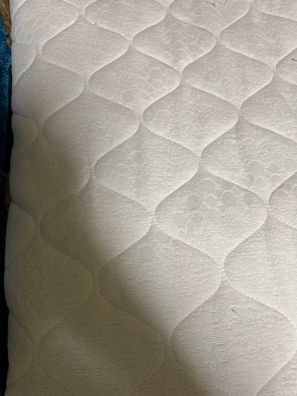 Матрац-топер тонкий PURPLE Base Lite 160x200 см (10110330402-160200) у реальних умовах використання від покупця Віталія Володимирівна.