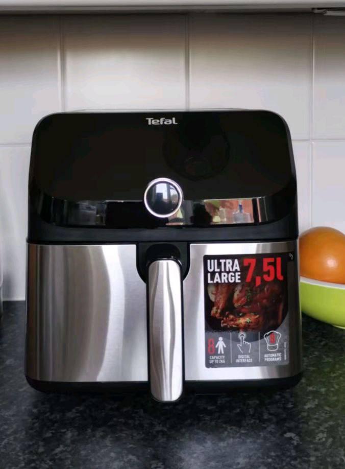 Мультипіч Tefal Easy Fry Mega EY855D10 у реальних умовах використання від користувача Вікторія Ставничук.