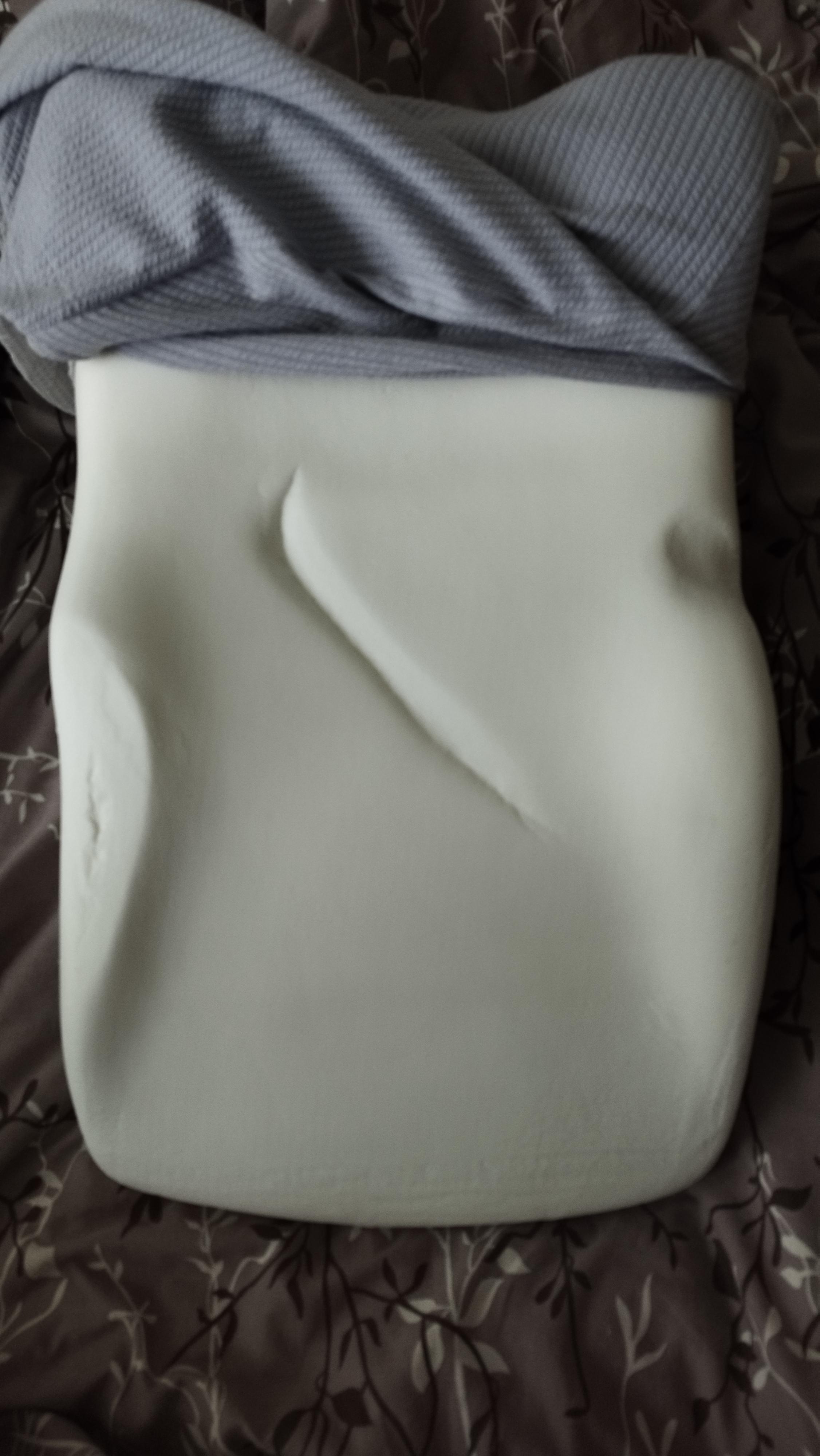 Подушка Релакс Pink (id_1979) в реальных условиях использования от покупателя Vadym.