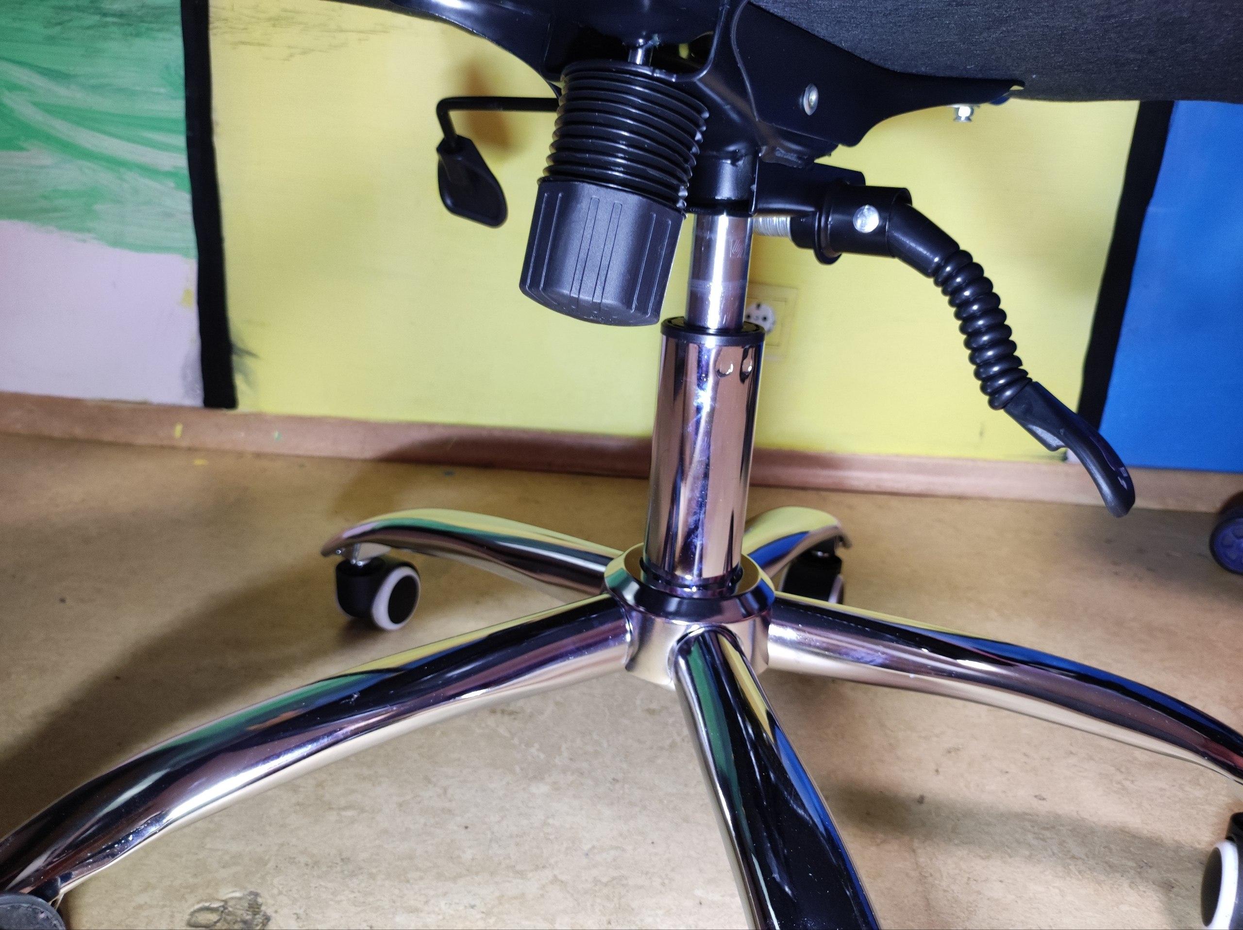 Фото: Кресло Special4You Eternity E6019 черный, отправлено покупателем Ярослав Кресло Special4You Eternity E6019 черный в реальных условиях использования от покупателя Ярослав.