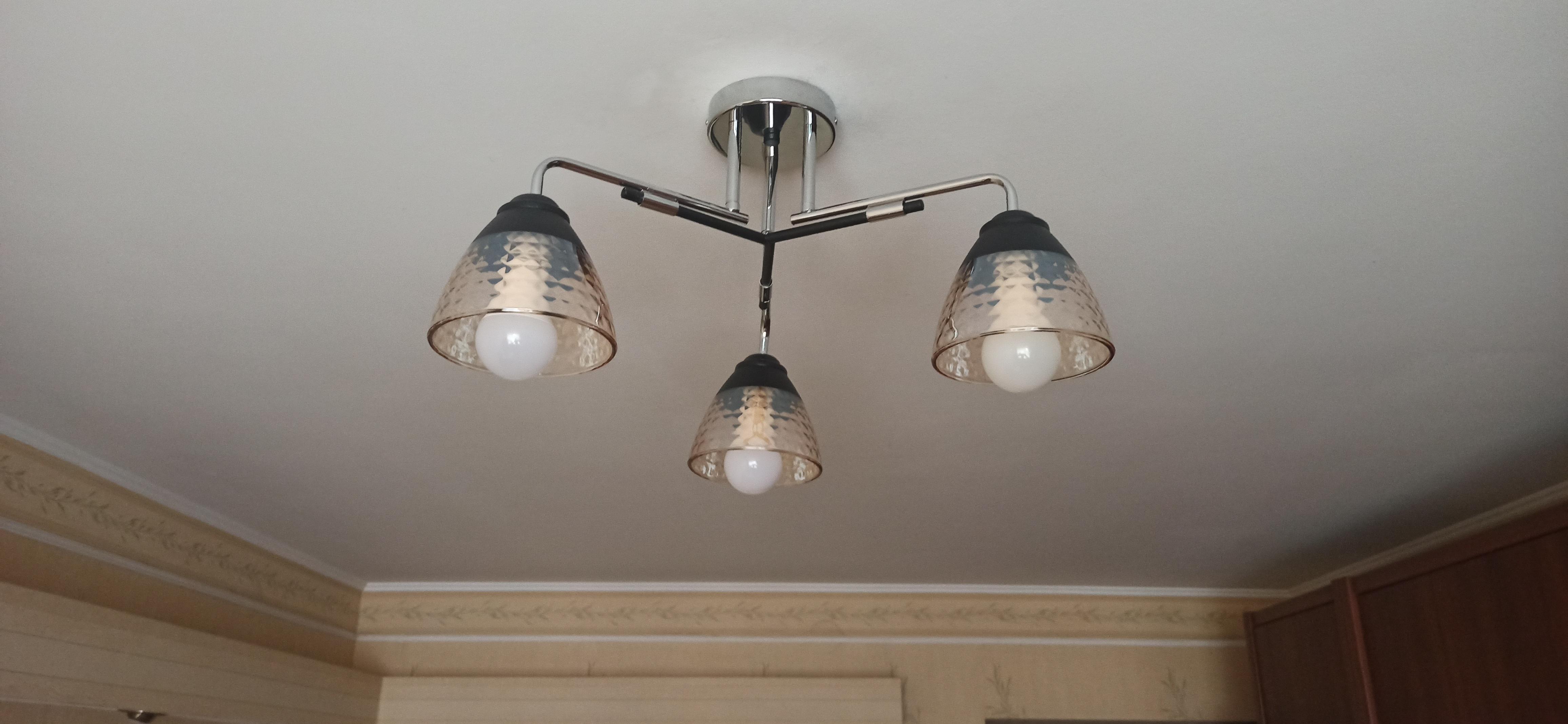 Люстра Blitz Alabama 5xE27 хром 5223-45 в реальных условиях использования от пользователя Сергей.