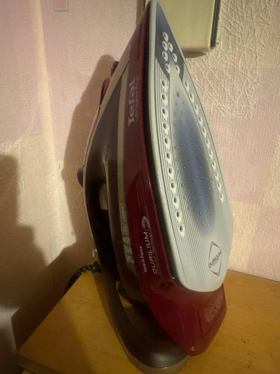 Утюг Tefal FV6820E0 Ultragliss Plus в реальных условиях использования от пользователя Ніна Зінковська.