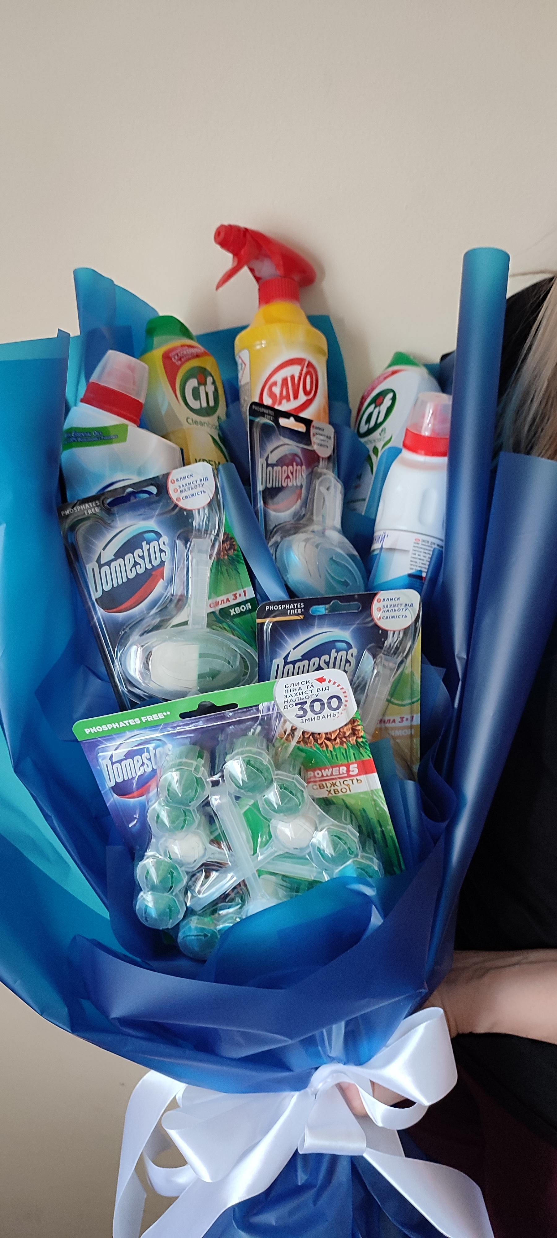 Средство для унитаза Domestos Aroma Power Свежесть океана 0,7 л 69990763 в реальных условиях использования от пользователя Олена.