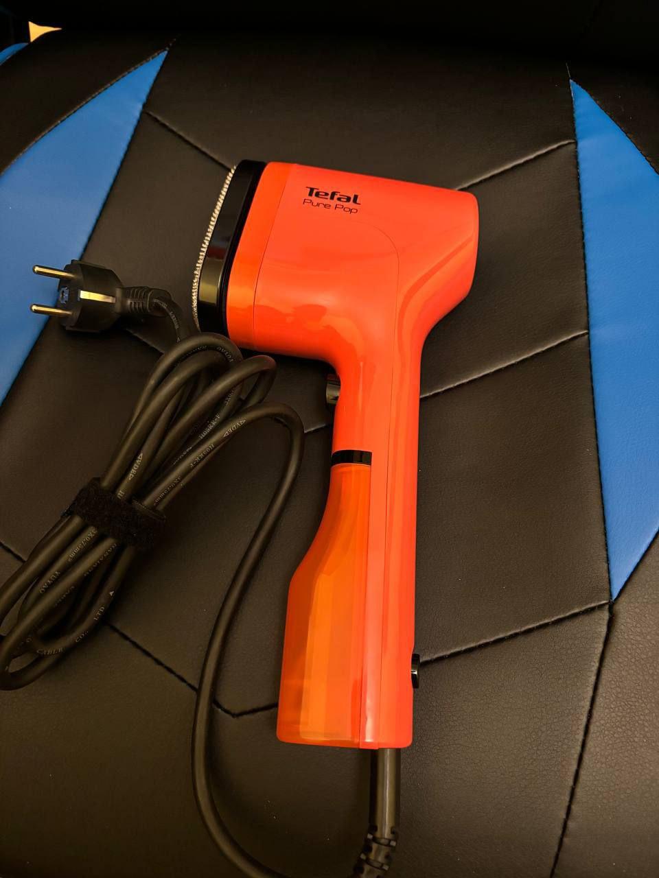 Фото: Отпариватель ручной Tefal Pure Pop DT2022E1, отправлено пользователем Ірина Вовчок Отпариватель ручной Tefal Pure Pop DT2022E1 в реальных условиях использования от пользователя Ірина Вовчок.