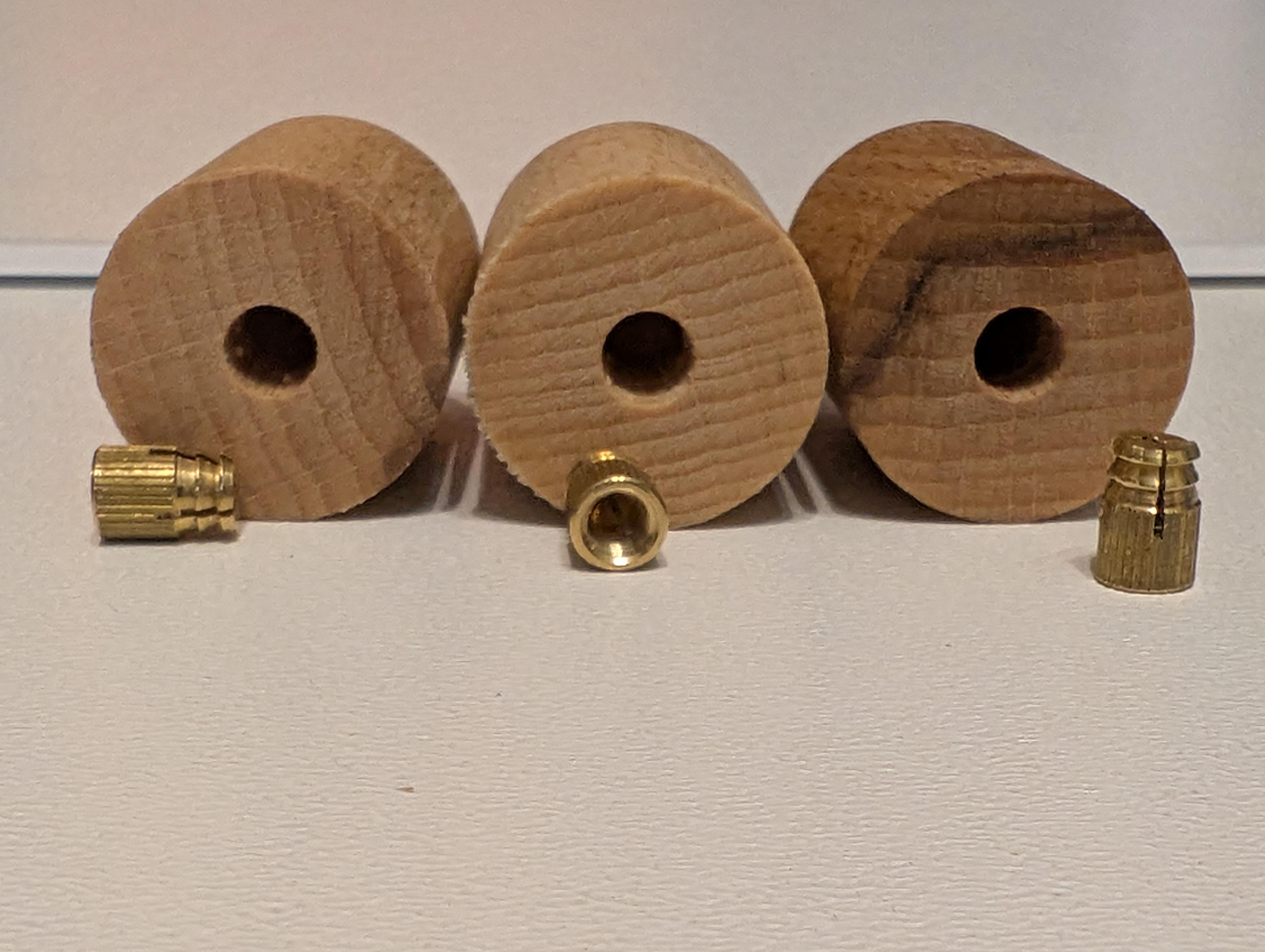 Фото: Комод на 4 шухляди з ніжками Idomlund 4 820x380x890 мм Білий, надіслане покупцем Віталій Комод на 4 шухляди з ніжками Idomlund 4 820x380x890 мм Білий у реальних умовах використання від покупця Віталій.